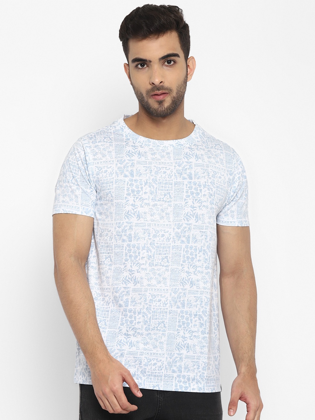 

Red Chief Men White & Blue Printed Cotton T-shirt