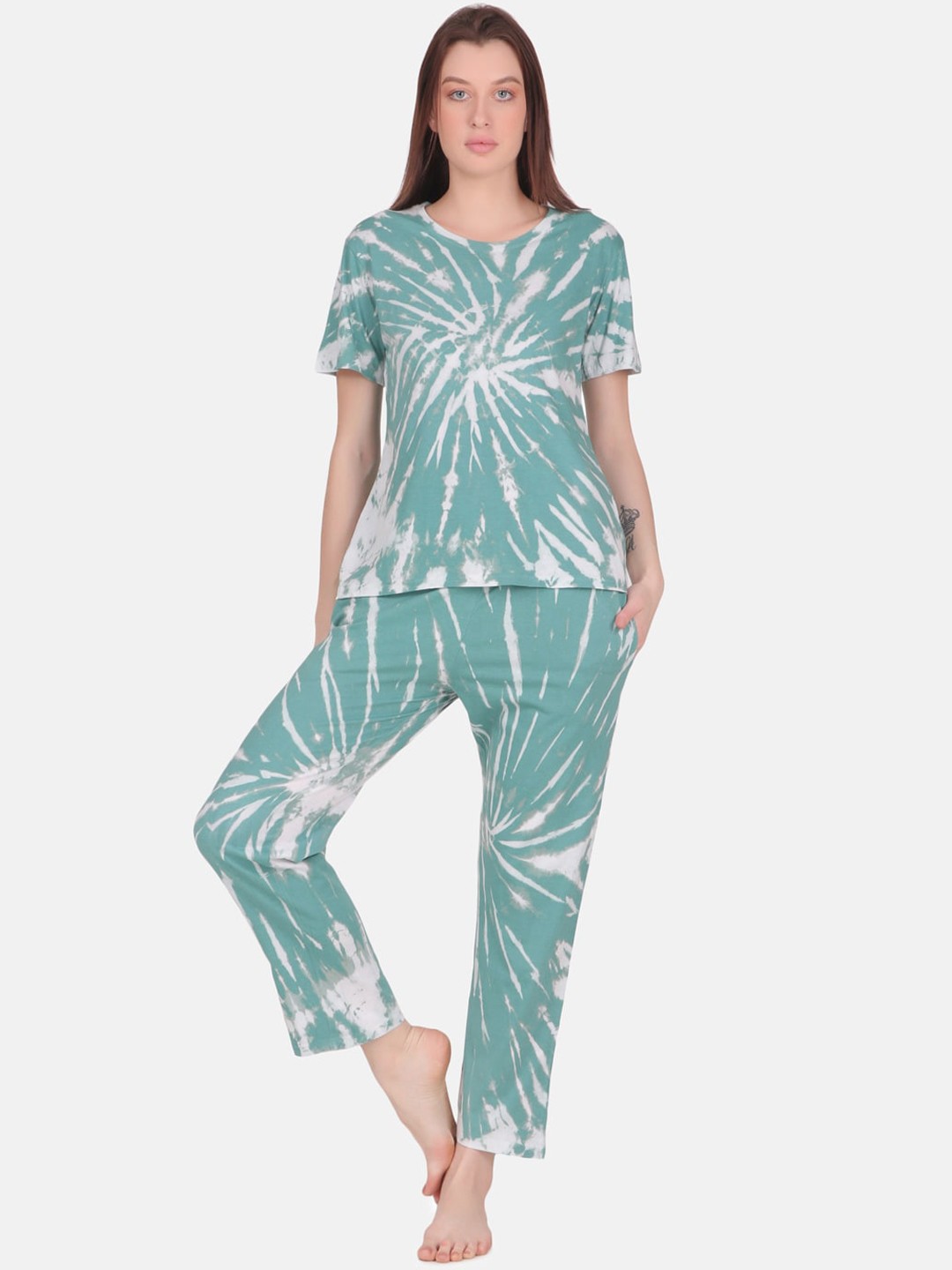 

Masha Women Green Night Pure Cotton Suits