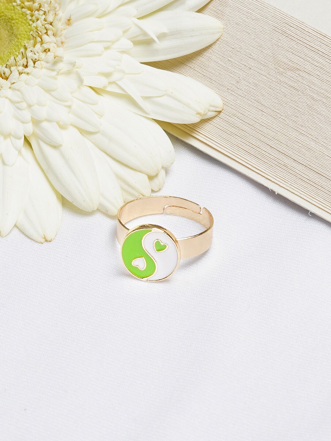 

BEWITCHED Green & White Gold Plated Yin Yang Finger Ring