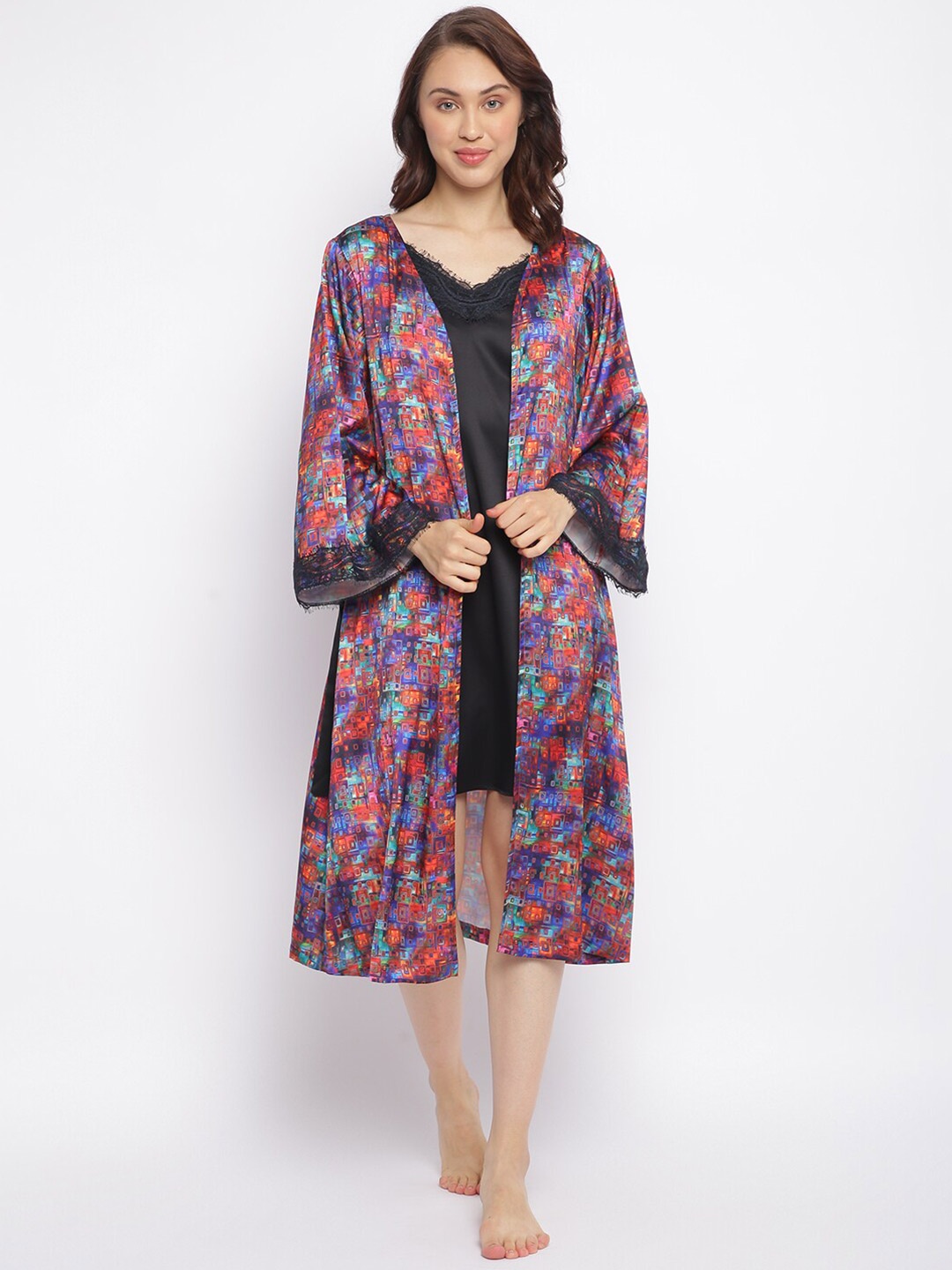 

DECOREALM Black Nightdress With Printed Robe