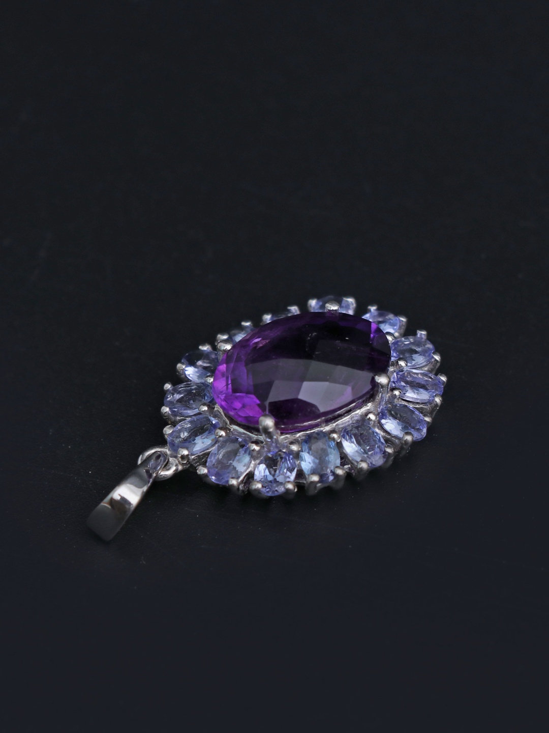 

HIFLYER JEWELS Women Rhodium-Plated Silver-Toned & Purple Amethyst-Studded Pendant