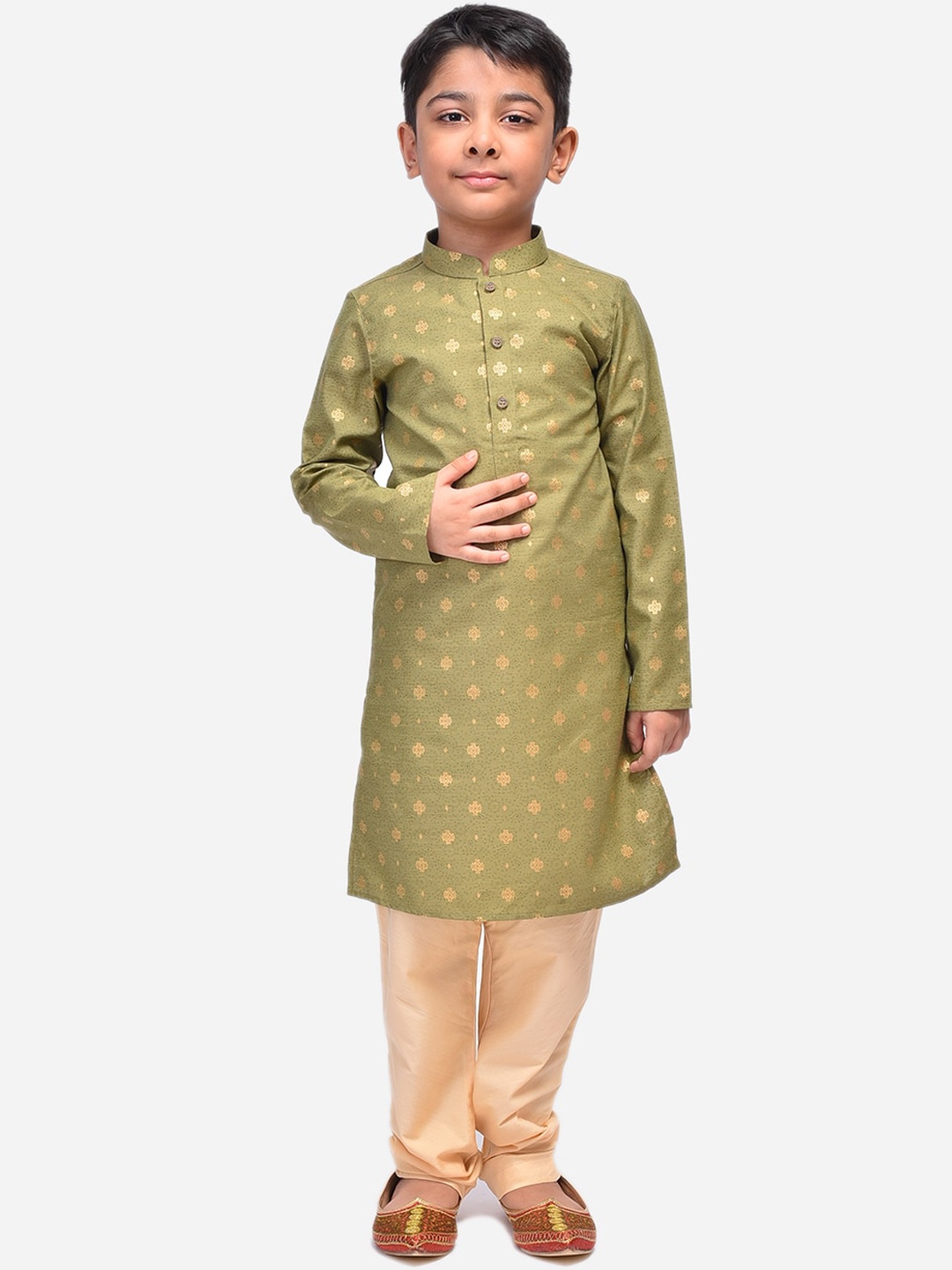 

NAMASKAR Boys Silk Blend Printed Kurta, Green