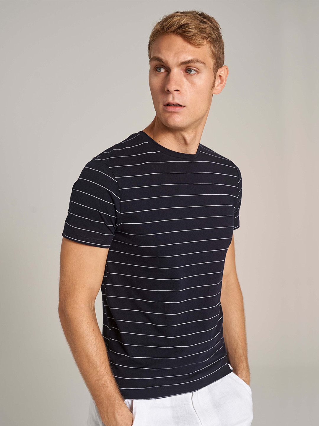 

Bruun & Stengade Men Navy Blue Striped T-shirt