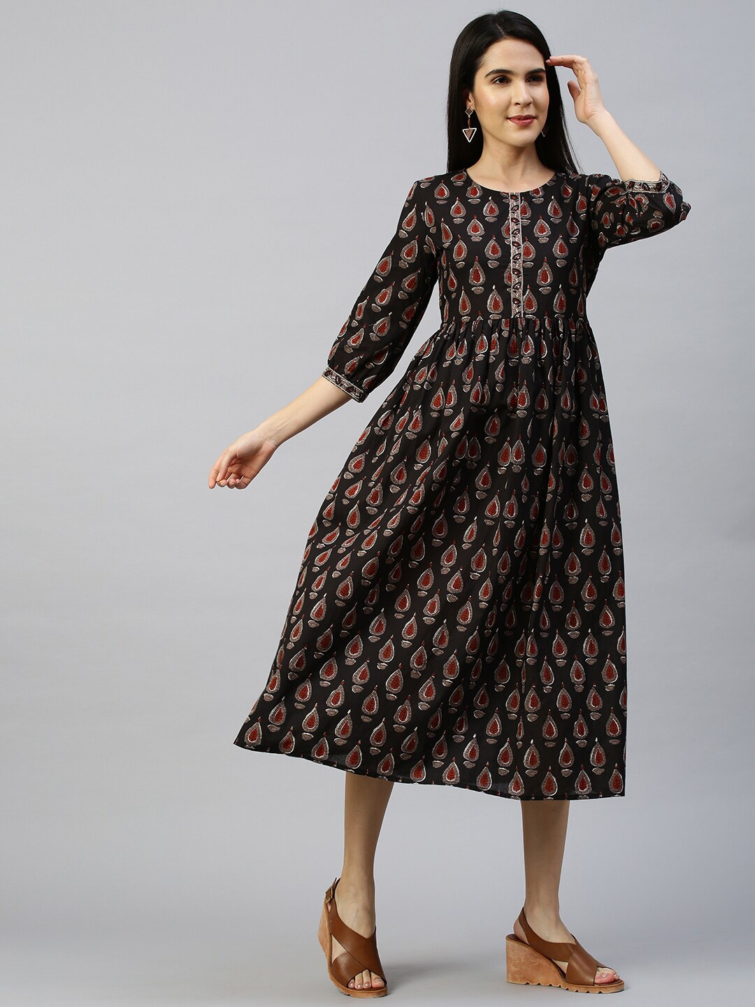 

FASHOR Women Brown & Black Printed A-Line Midi Dress