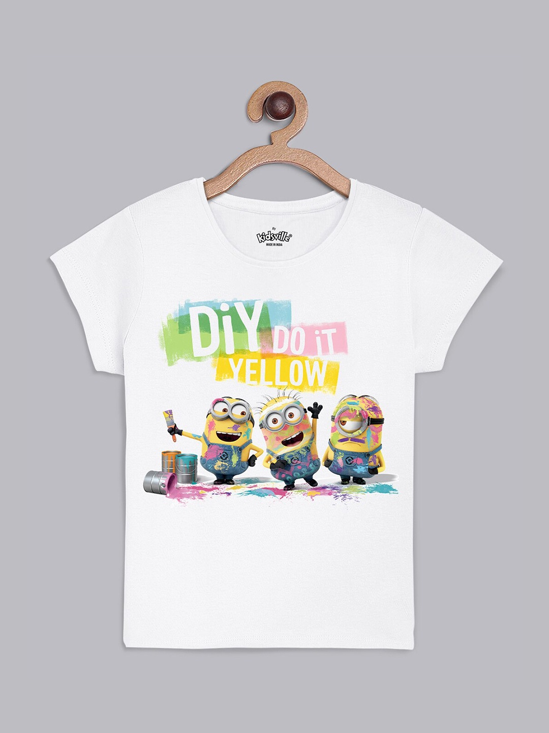 

Kids Ville Girls White Minions Printed Holi Cotton T-shirt