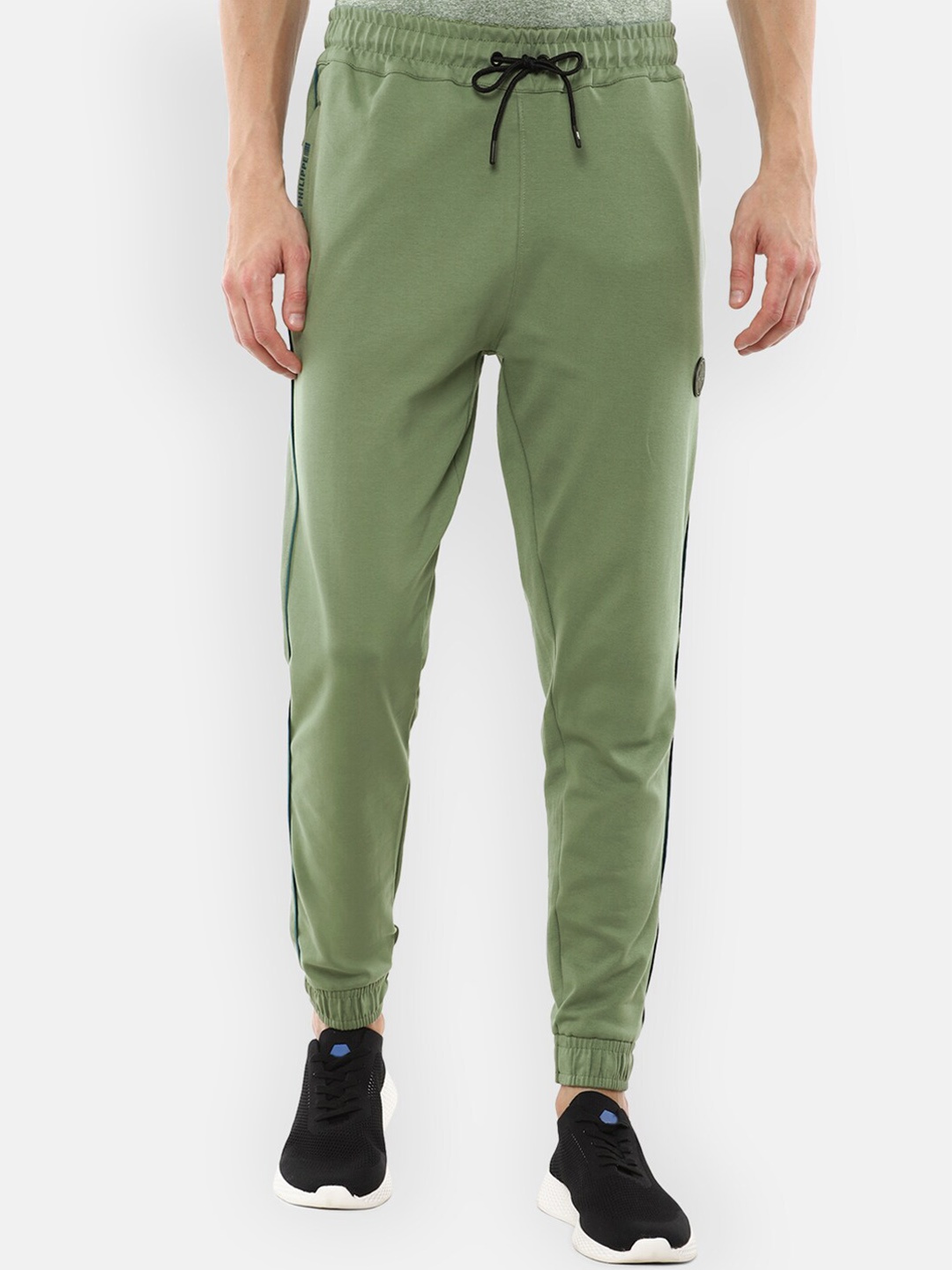 

Louis Philippe ATHPLAY Men Green Solid Slim-Fit Cotton Joggers
