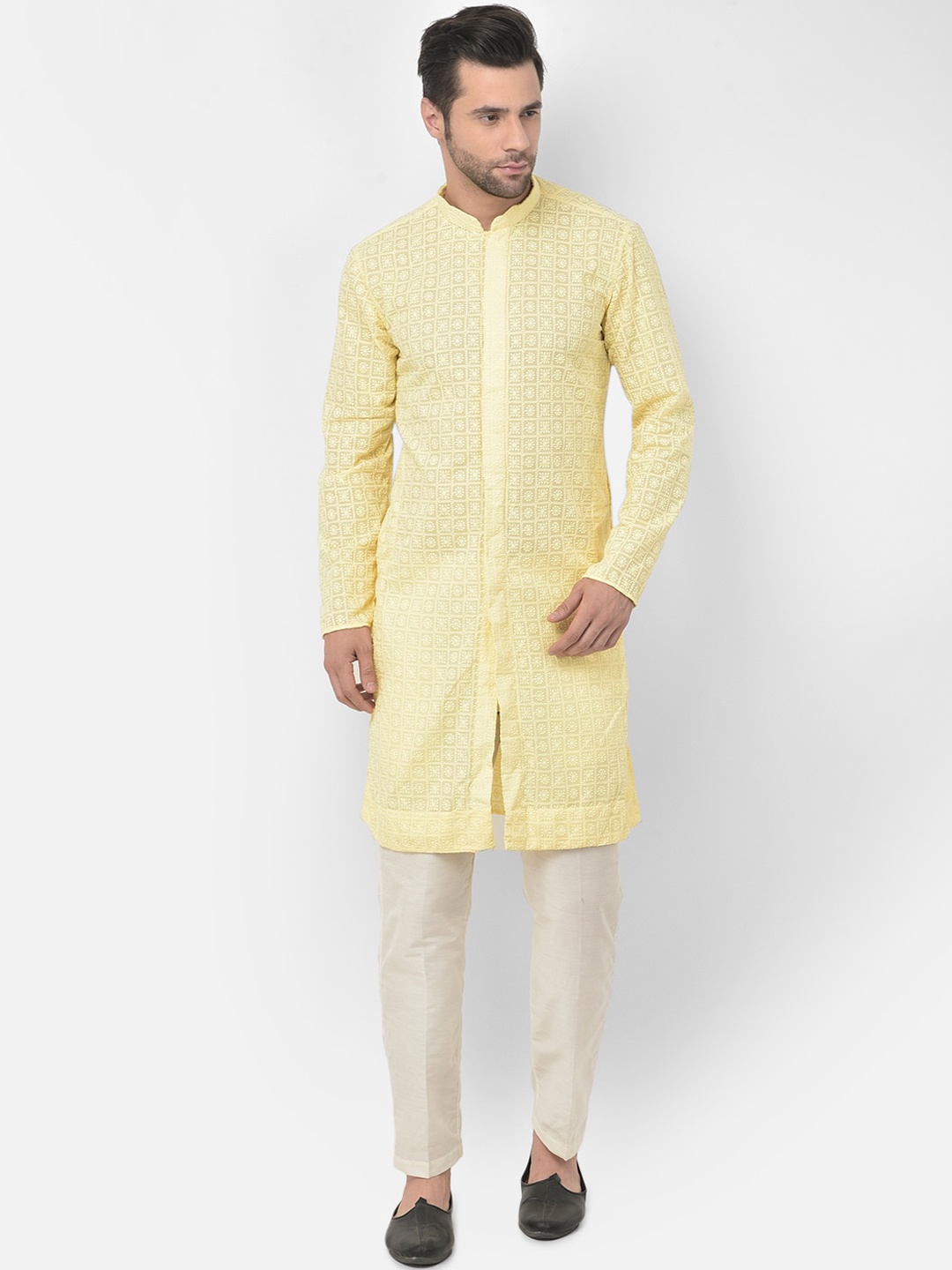 

DEYANN Men Yellow Chikankari Pure Cotton Kurta with Trousers