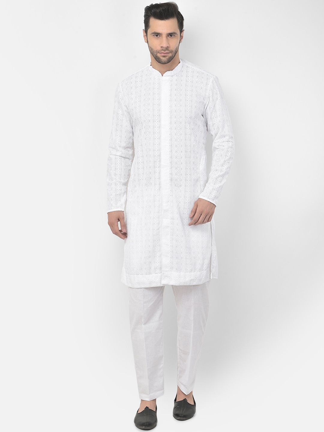 

DEYANN Men White Chikankari Pure Cotton Kurta with Trousers