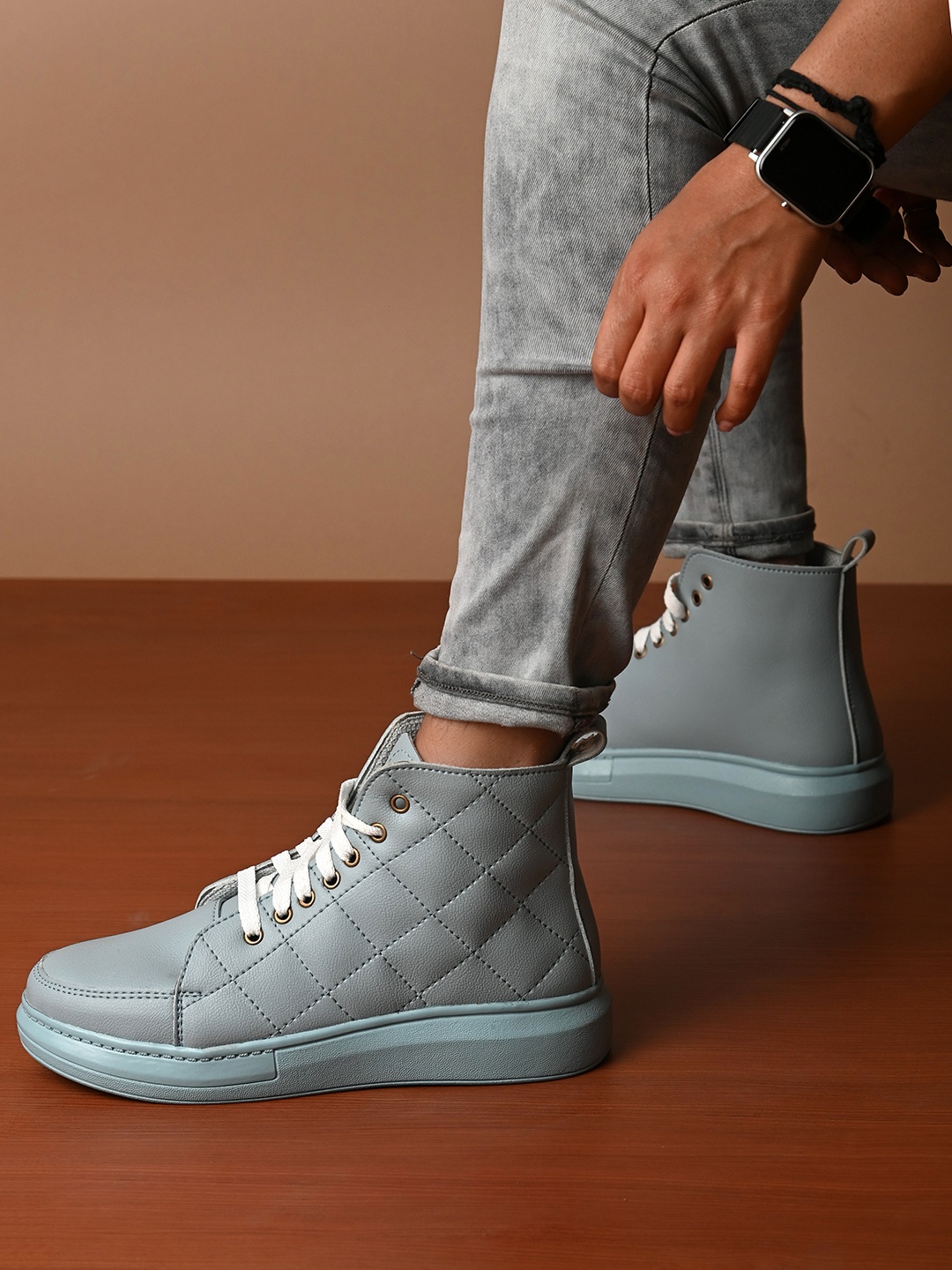 

HERE&NOW Women Blue Woven Design Mid Top Sneakers