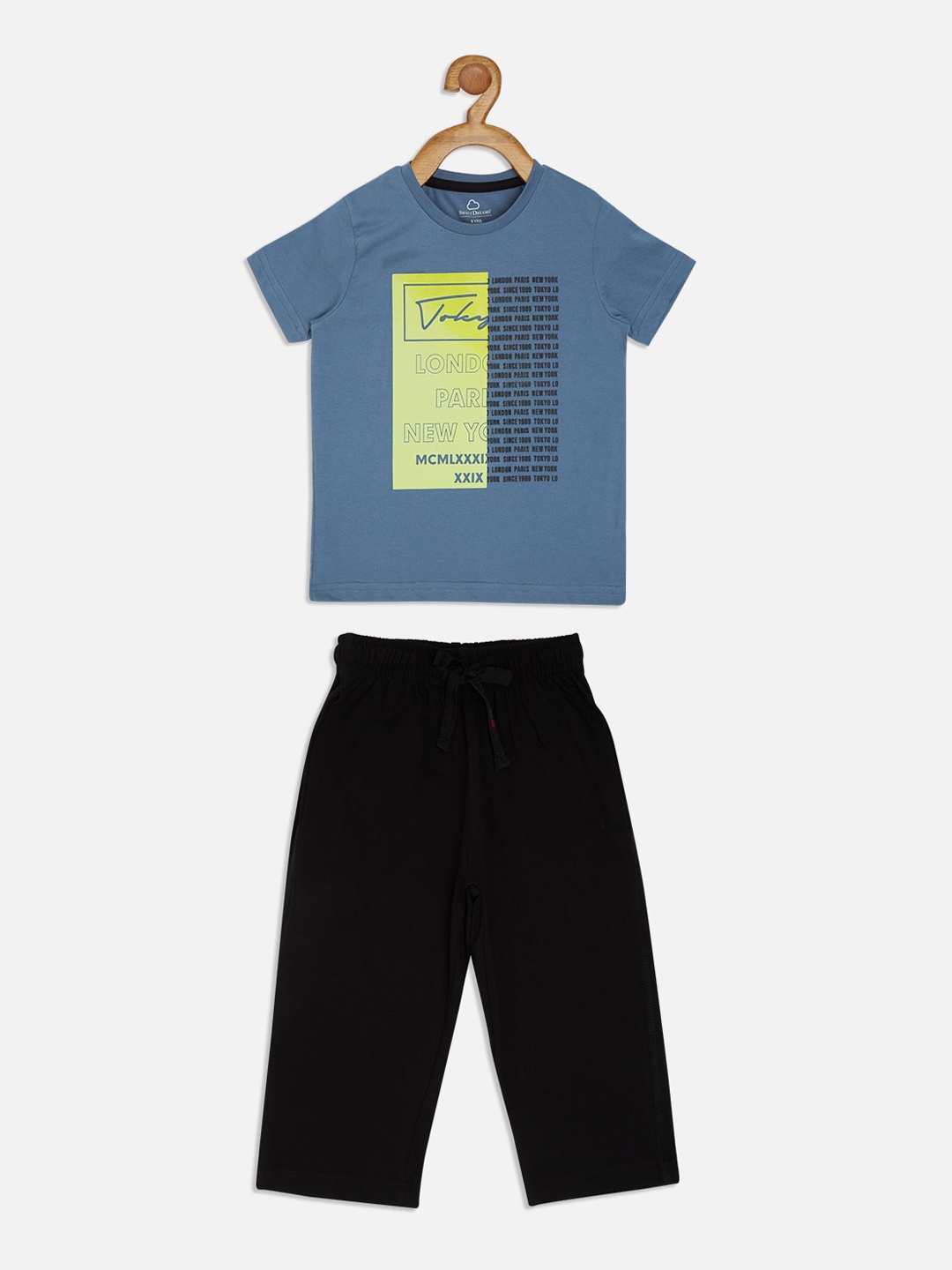 

Sweet Dreams Boys Blue & Black Printed Night Suit