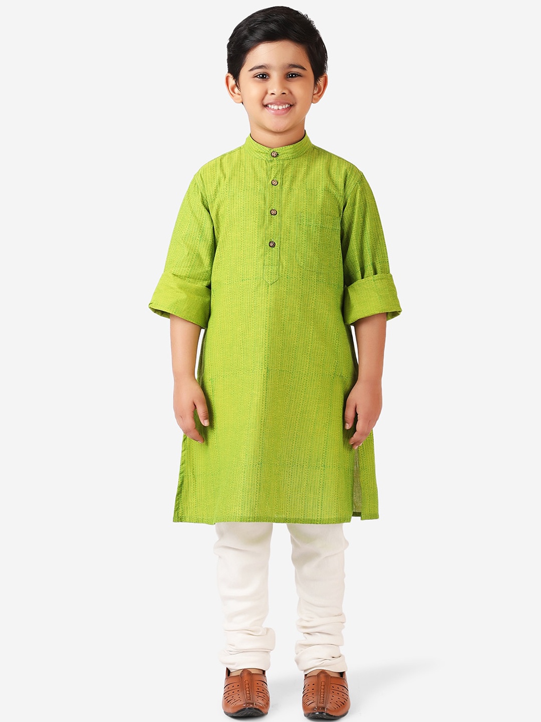 

Fabindia Boys Green Thread Work Kurta