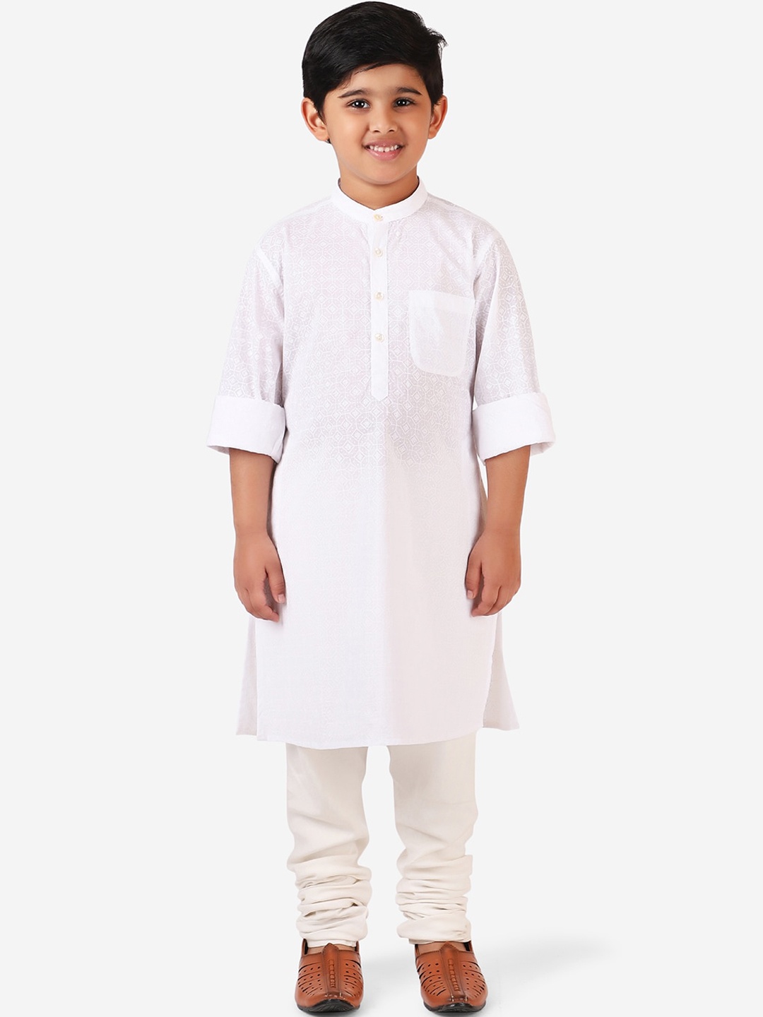 

Fabindia Boys White Slub Block Printed Cotton Kurta