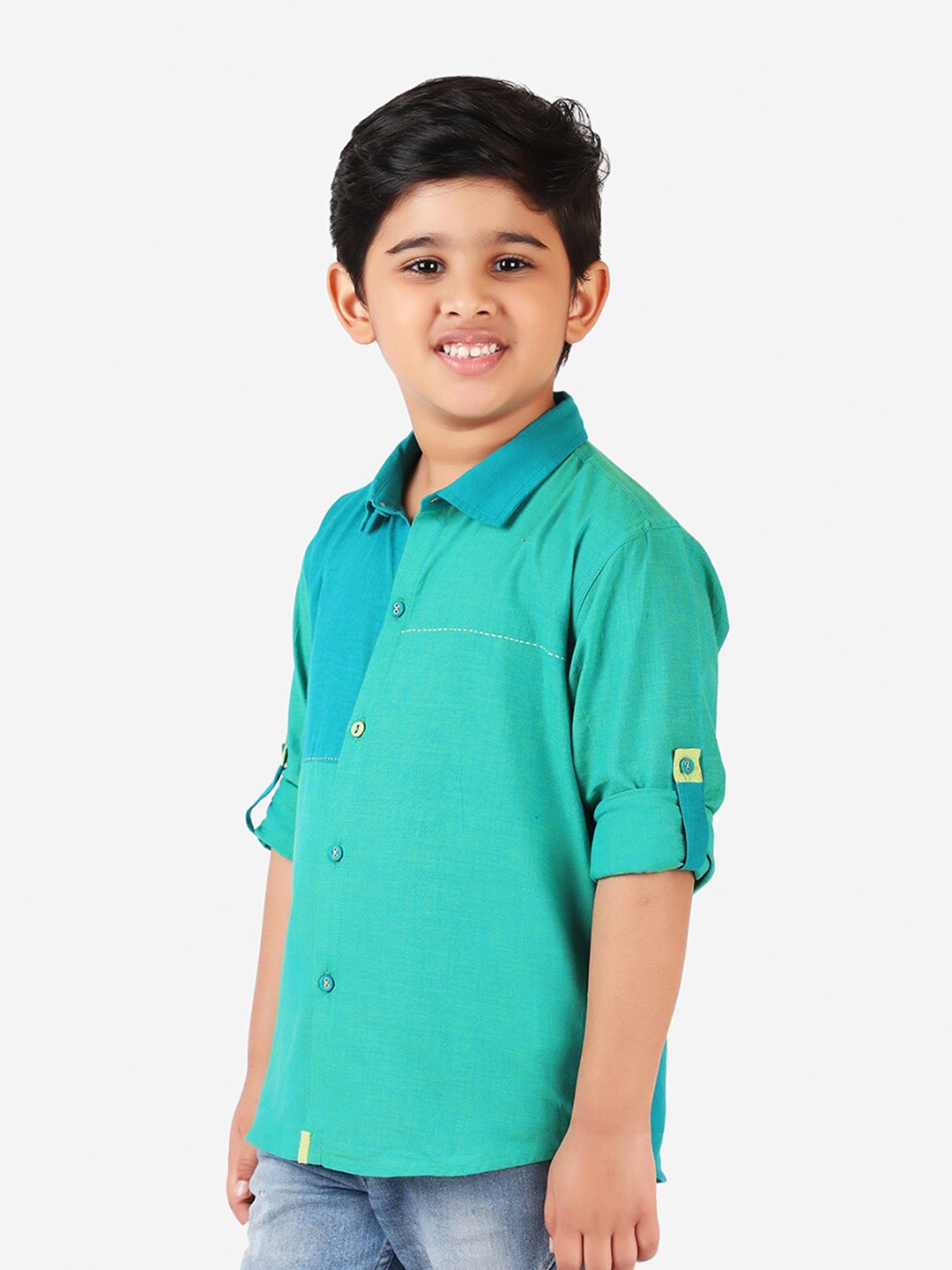 

Fabindia Boys Green Casual Shirt