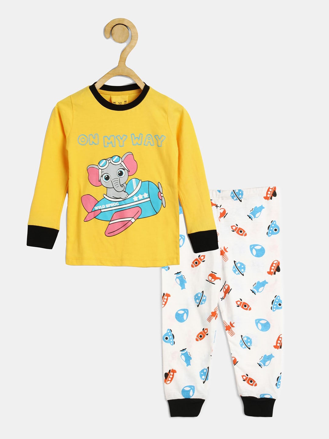 

Wyld Sprog Boys Yellow & White Printed Pure Cotton Night suit