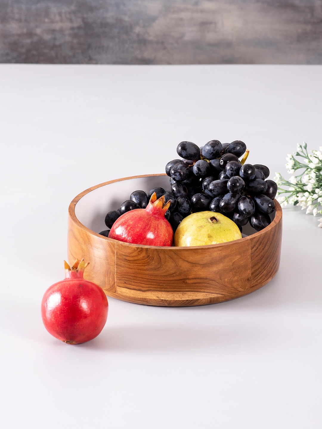 

nestroots White & Brown Wooden & Enamelled Solid Round Serving Bowl