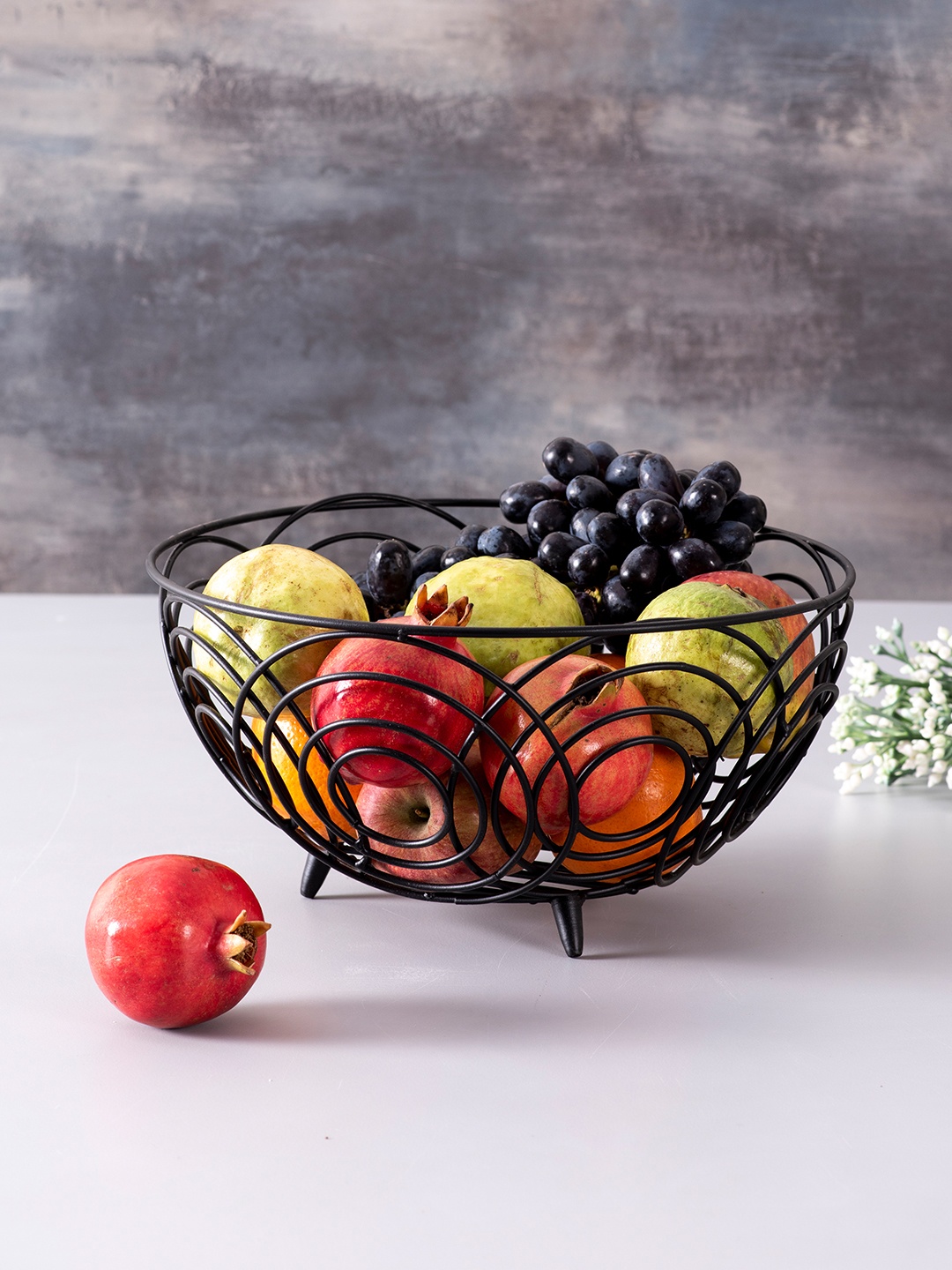 

nestroots Black Metal Fruit & Vegetable Durable Basket