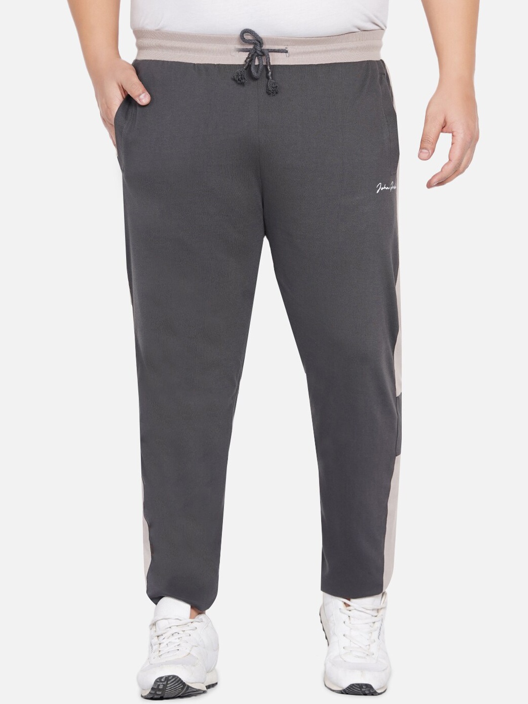 

John Pride Men Dark Grey Solid Regular Fit Pure Cotton Track Pants with Side Striped