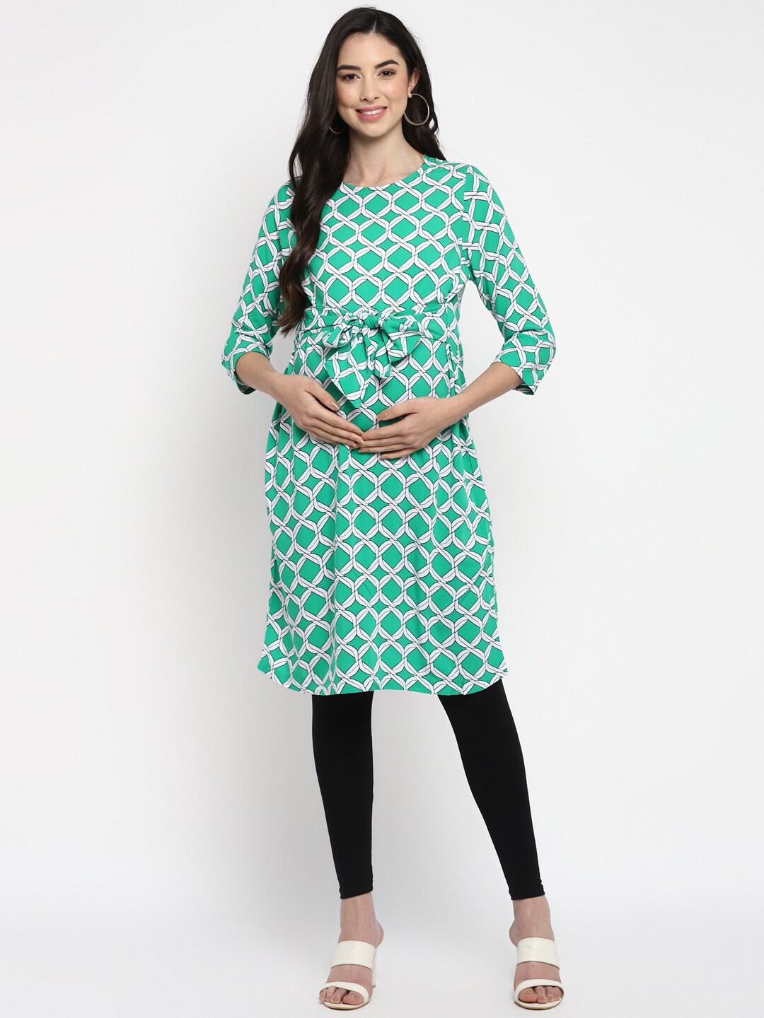 

Momsoon Maternity Women Green Printed Front Tie Up Maternity Dress