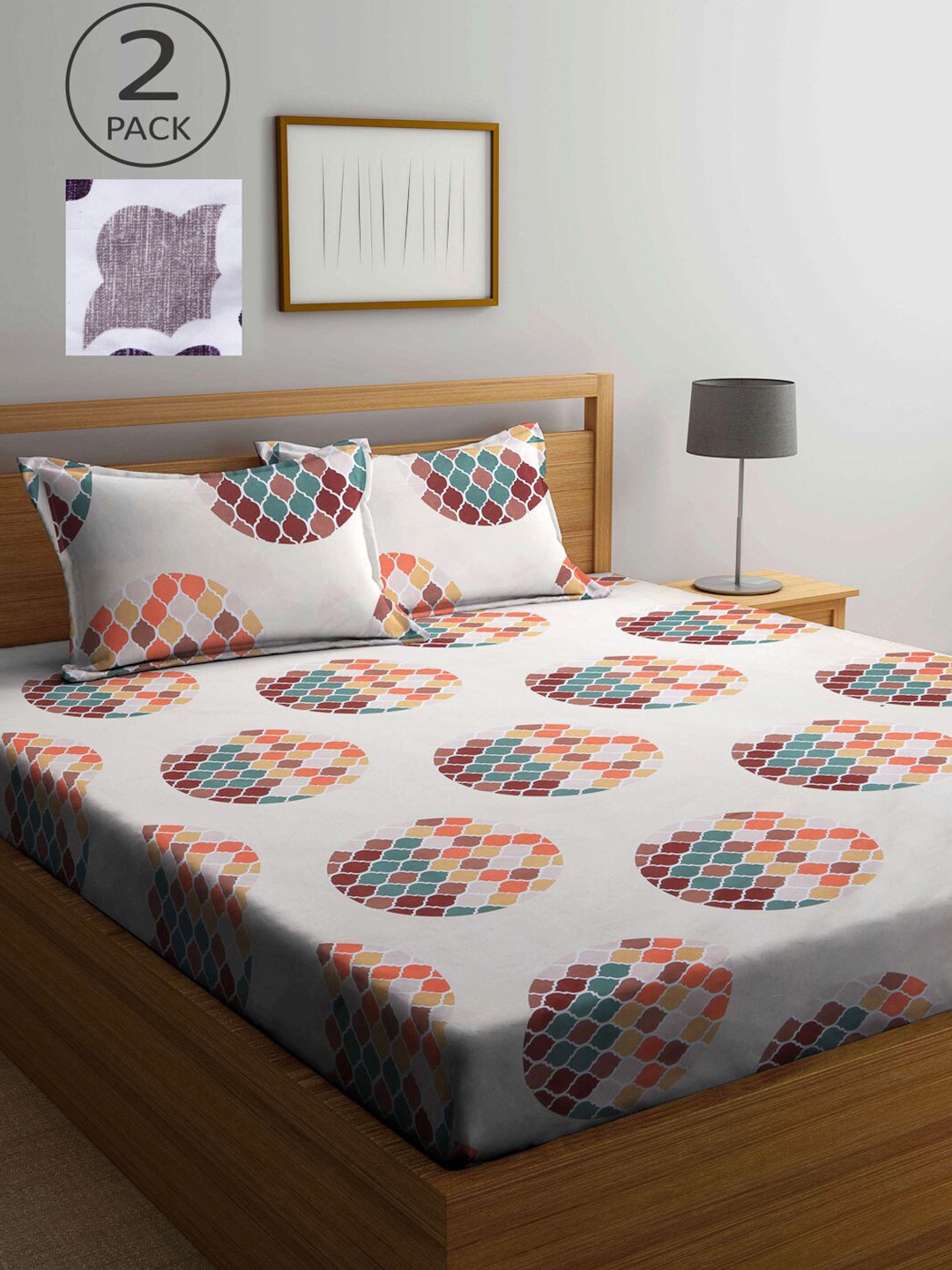 

KLOTTHE Cream-Coloured & Grey Geometric 210 TC 2 King Bedsheets with 4 Pillow Covers