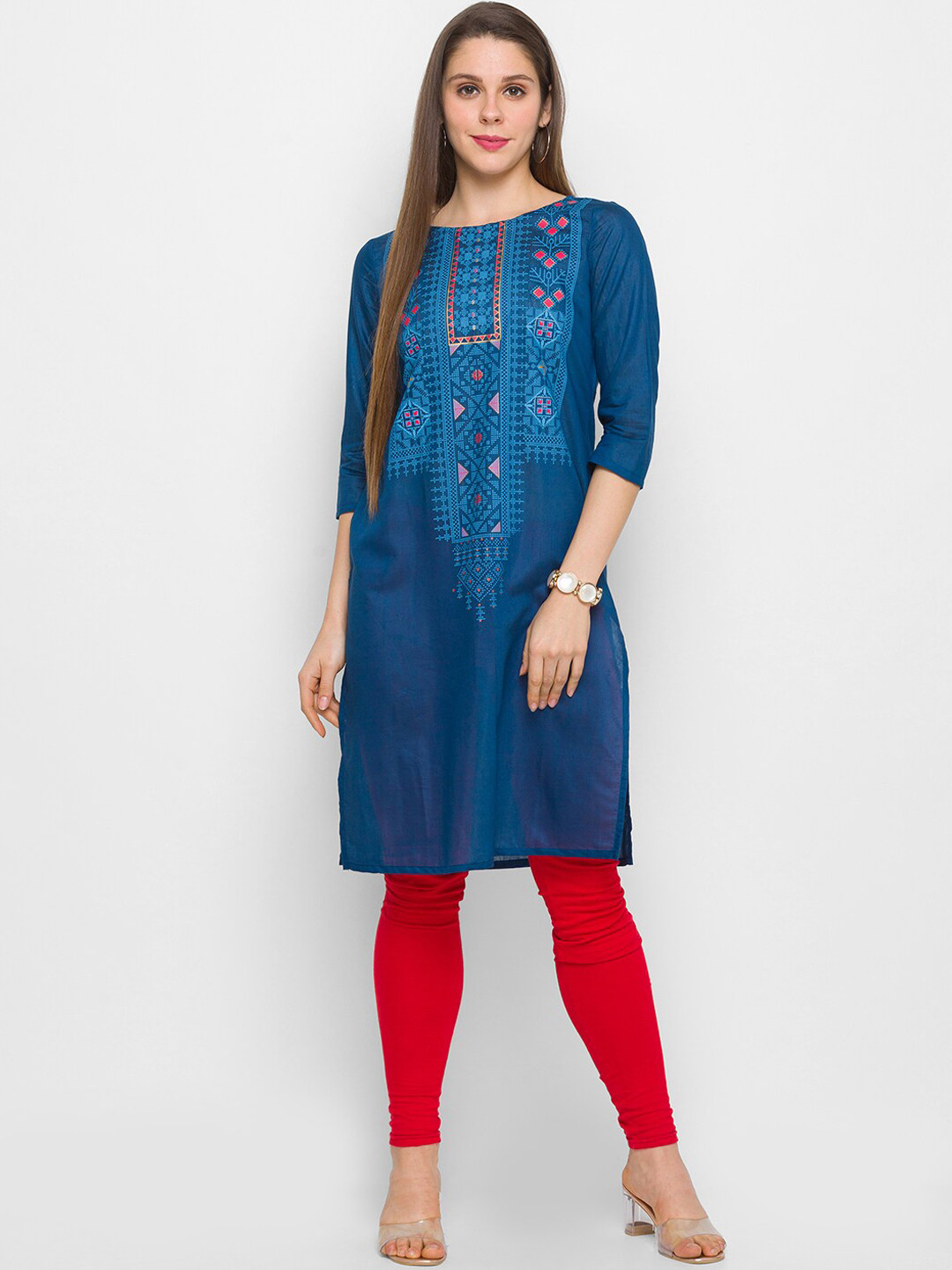 

Globus Women Blue Geometric Embroidered Thread Work Kurta