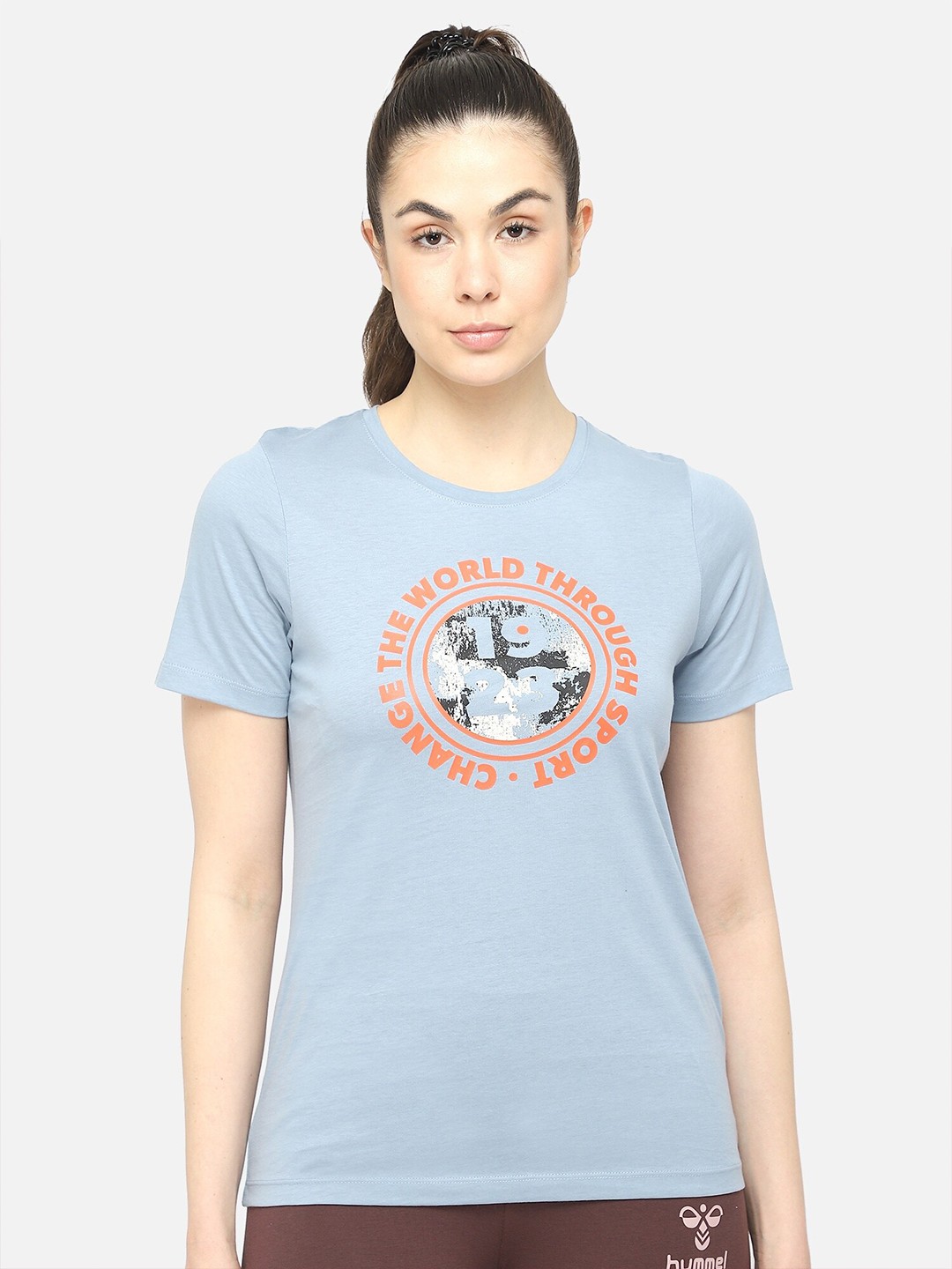 

hummel Women Blue & Orange Printed Pure Cotton Round Neck T-shirt