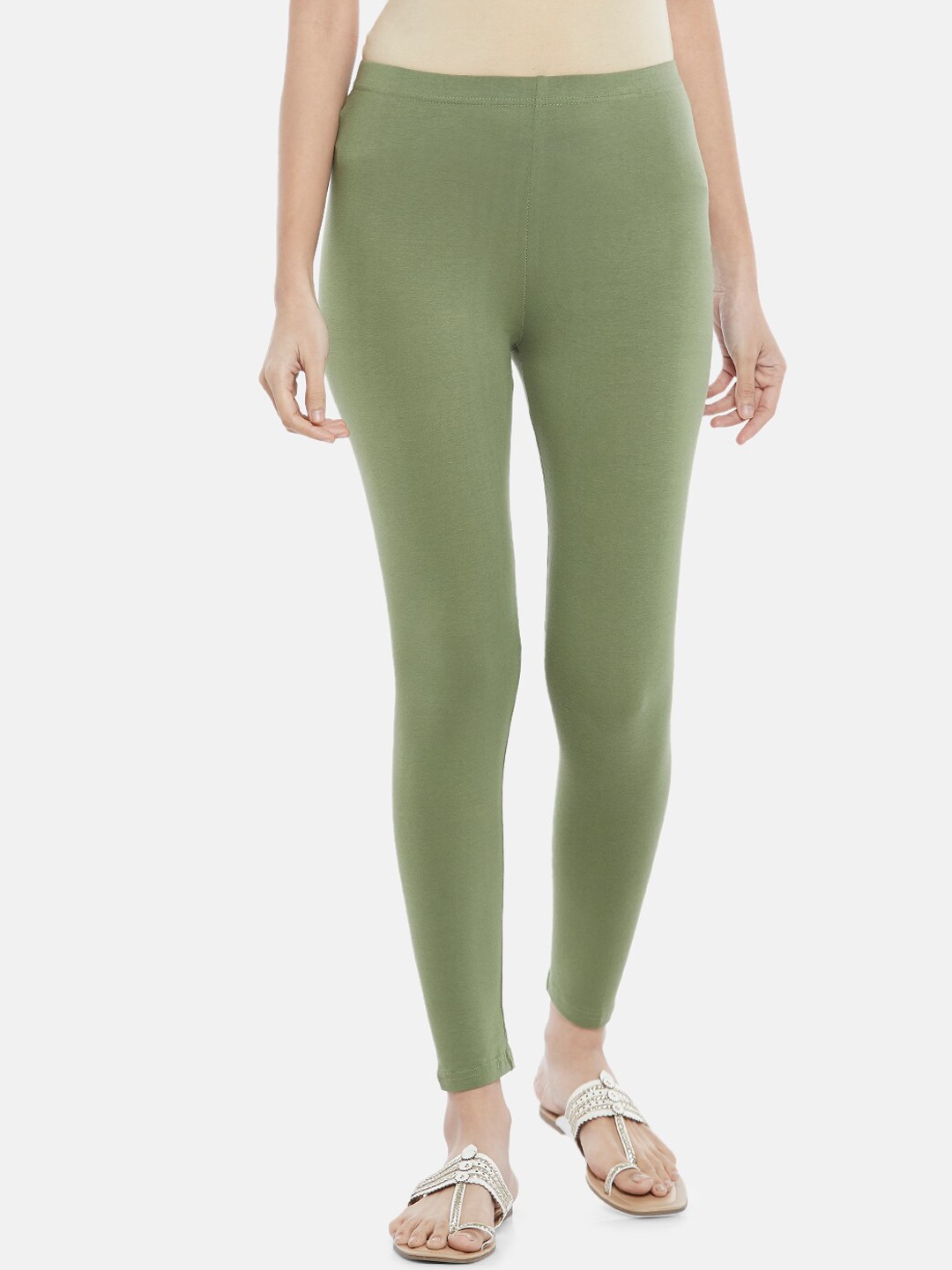 

RANGMANCH BY PANTALOONS Women Green Solid Ankle-Length Leggings