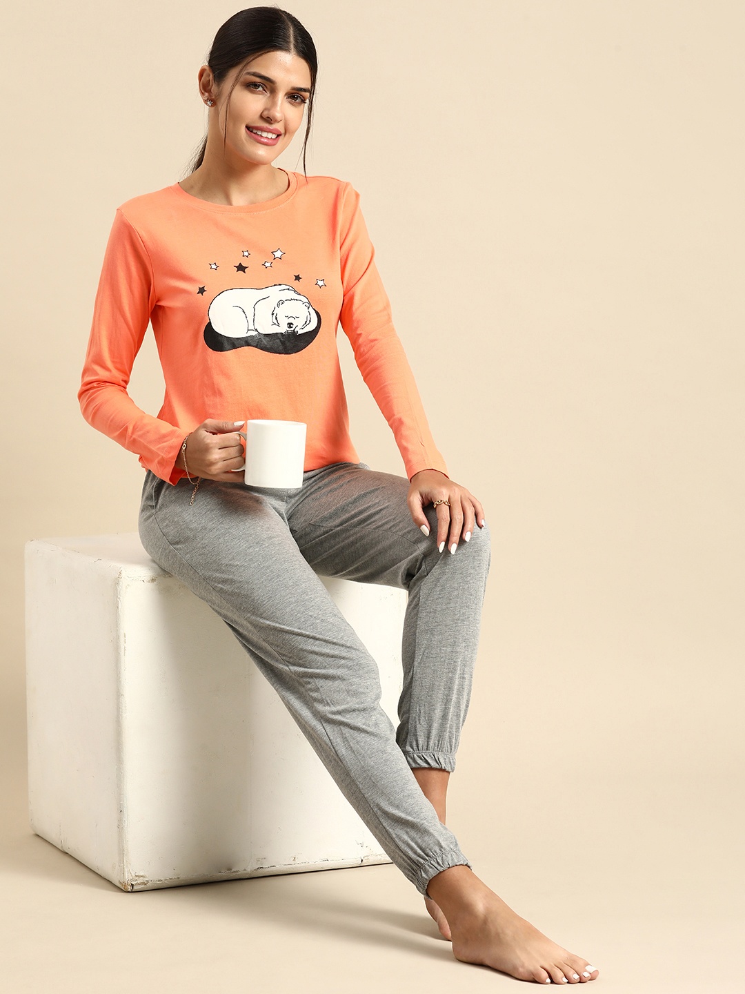 

Dreamz by Pantaloons Women Coral & Grey Printed Pure Cotton Night suit