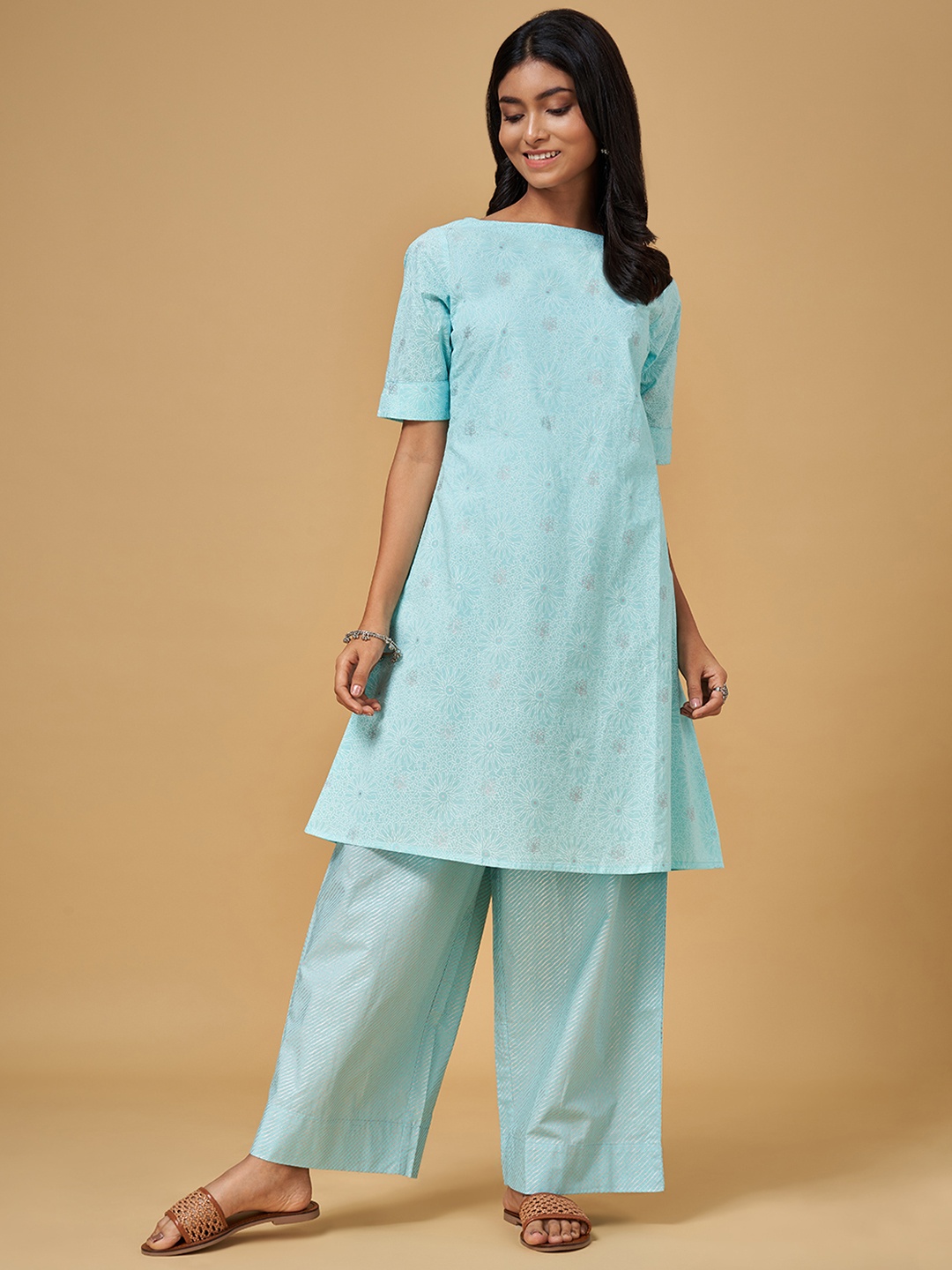 

RANGMANCH BY PANTALOONS Women Blue Printed Pure Cotton Kurti with Palazzos