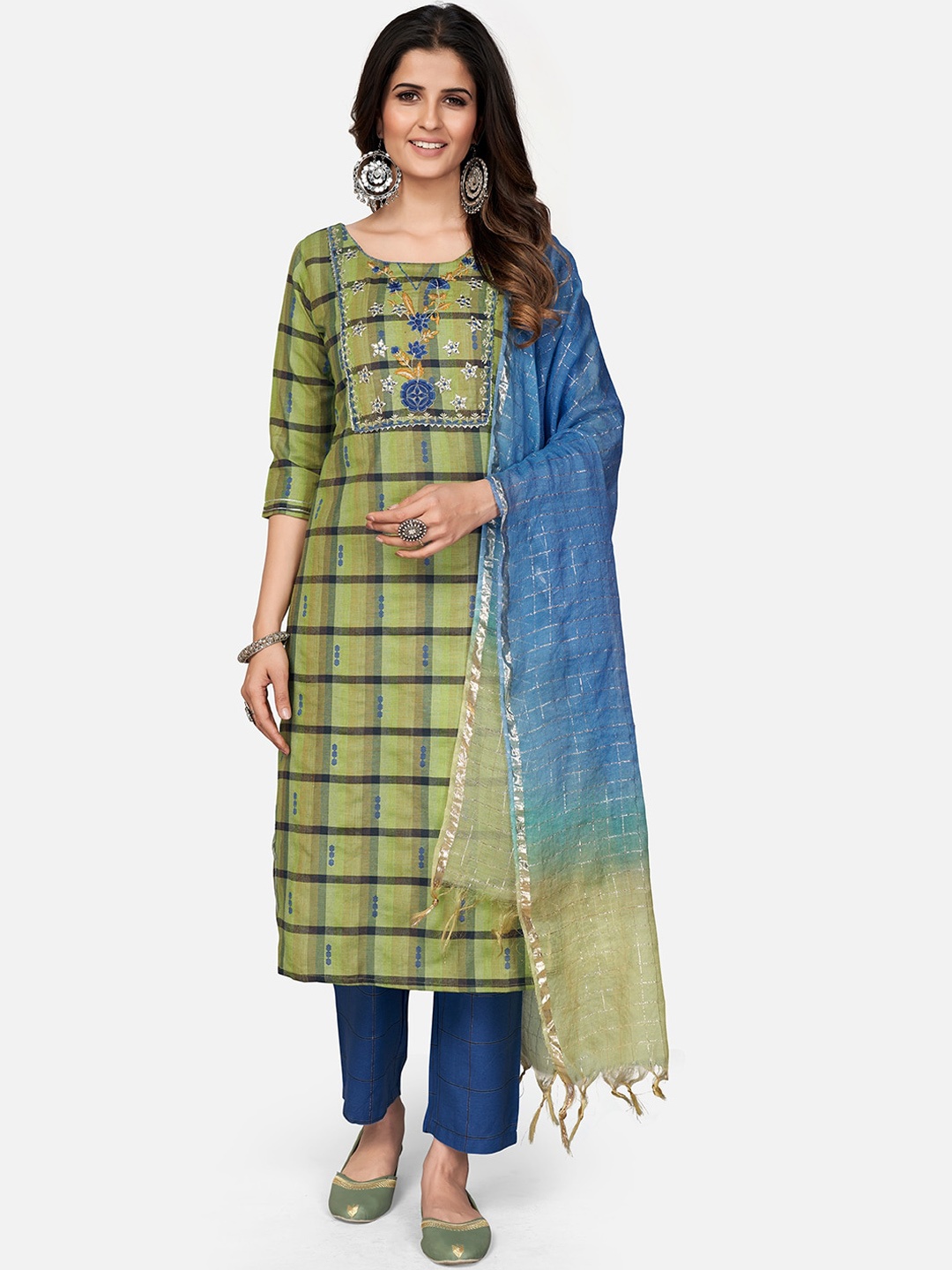

Vbuyz Women Green Yoke Design Mirror Work Cotton Blend Kurta with Trousers & With Dupatta