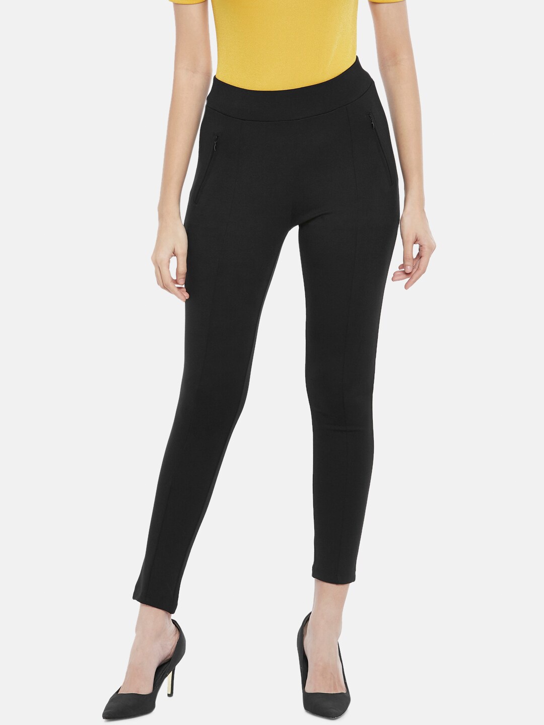 

Annabelle by Pantaloons Women Black Solid Skinny-Fit Treggings
