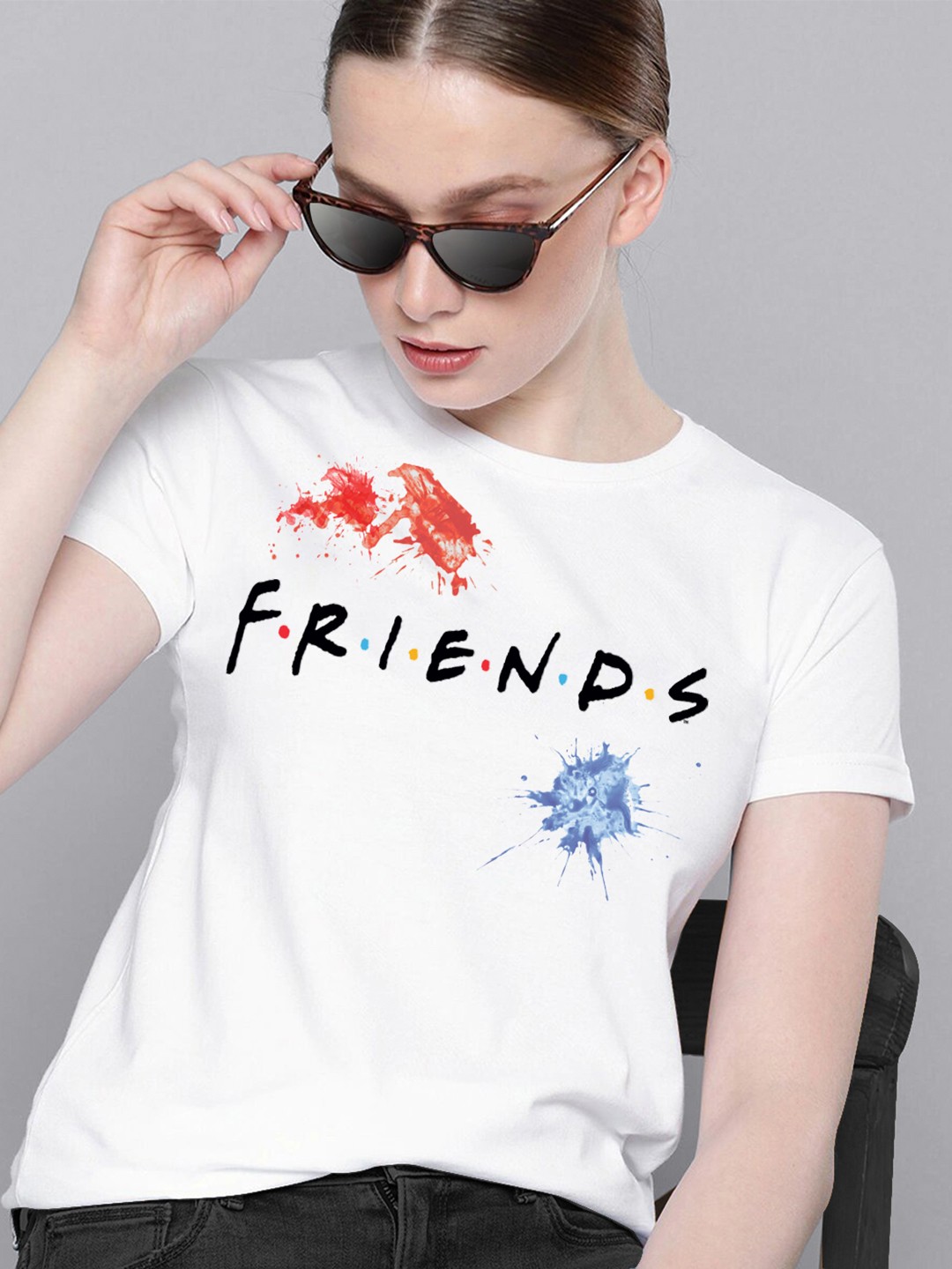 

Free Authority Women Off White & Black Friends Printed Slim Fit Pure Cotton Holi T-shirt