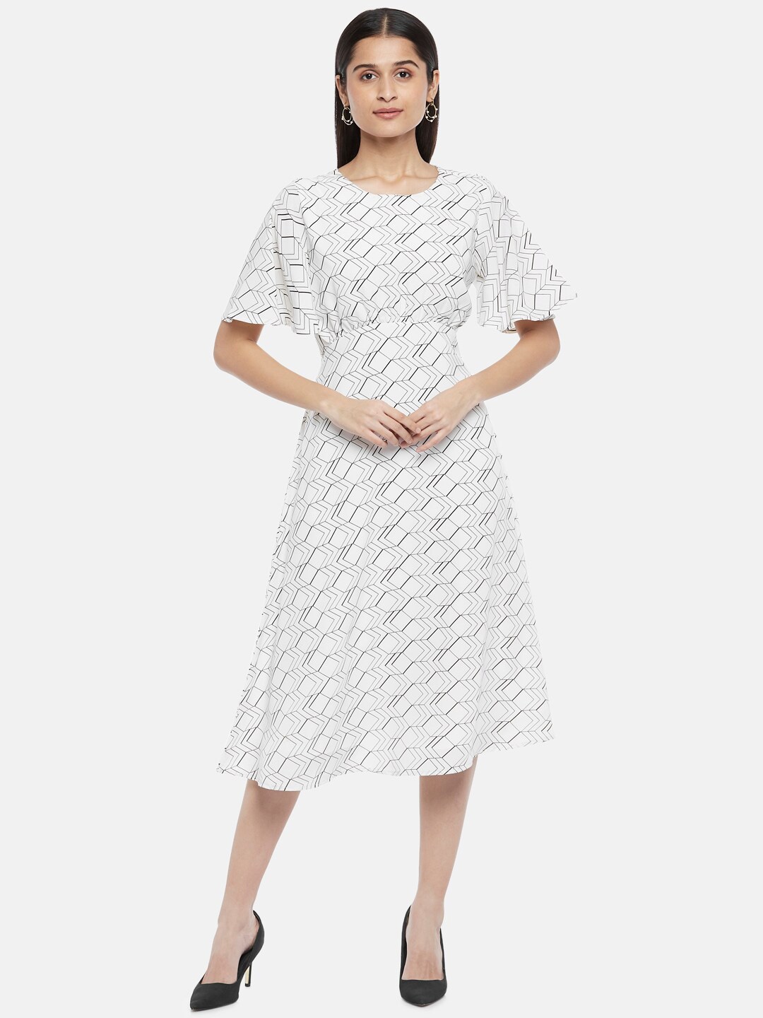 

Annabelle by Pantaloons White & Black Geometric Printed Dress
