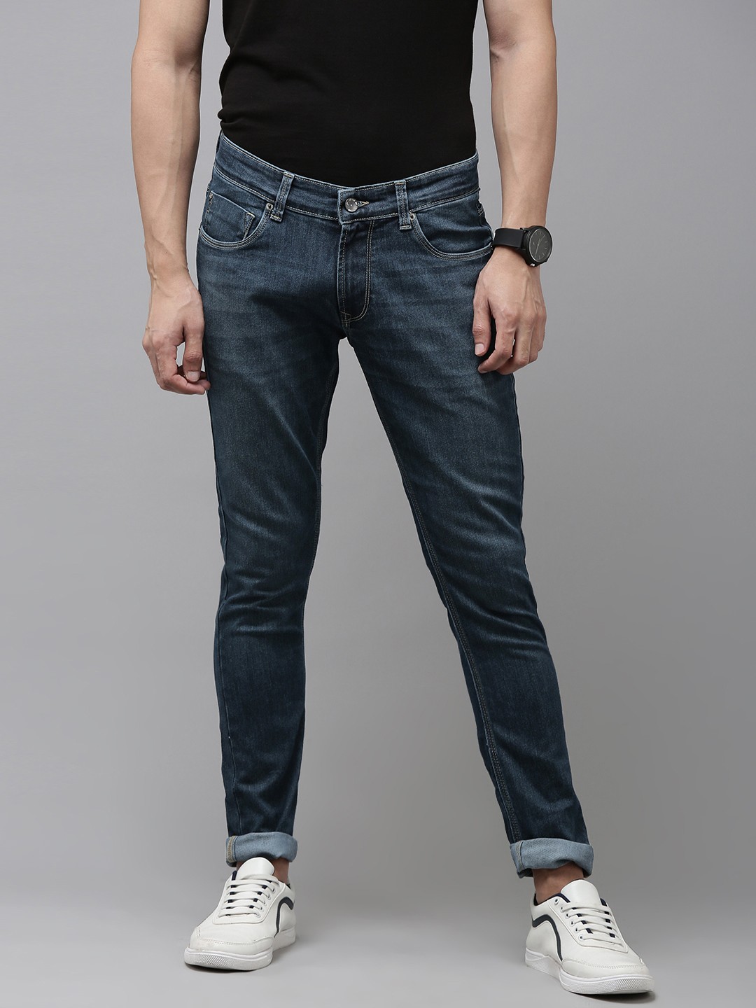 

SPYKAR Men Blue Skinny Slim Fit Low-Rise Narrow Leg Light Fade Stretchable Jeans