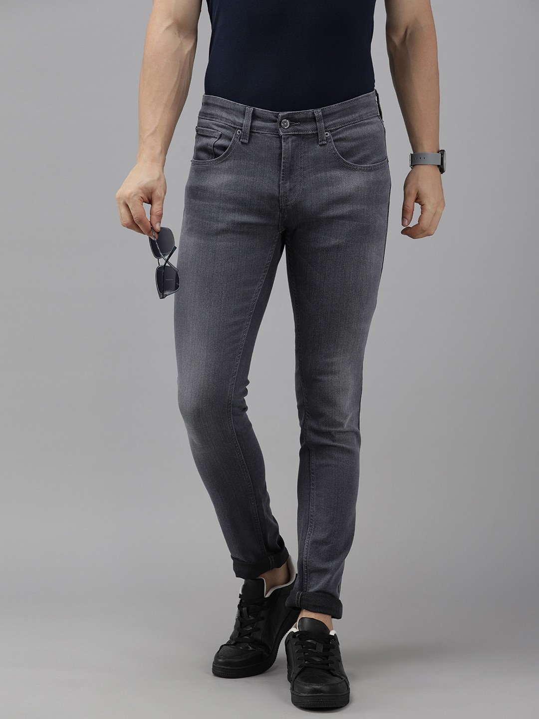 

SPYKAR Men Grey Super Skinny Fit Low-Rise Light Fade Stretchable Jeans