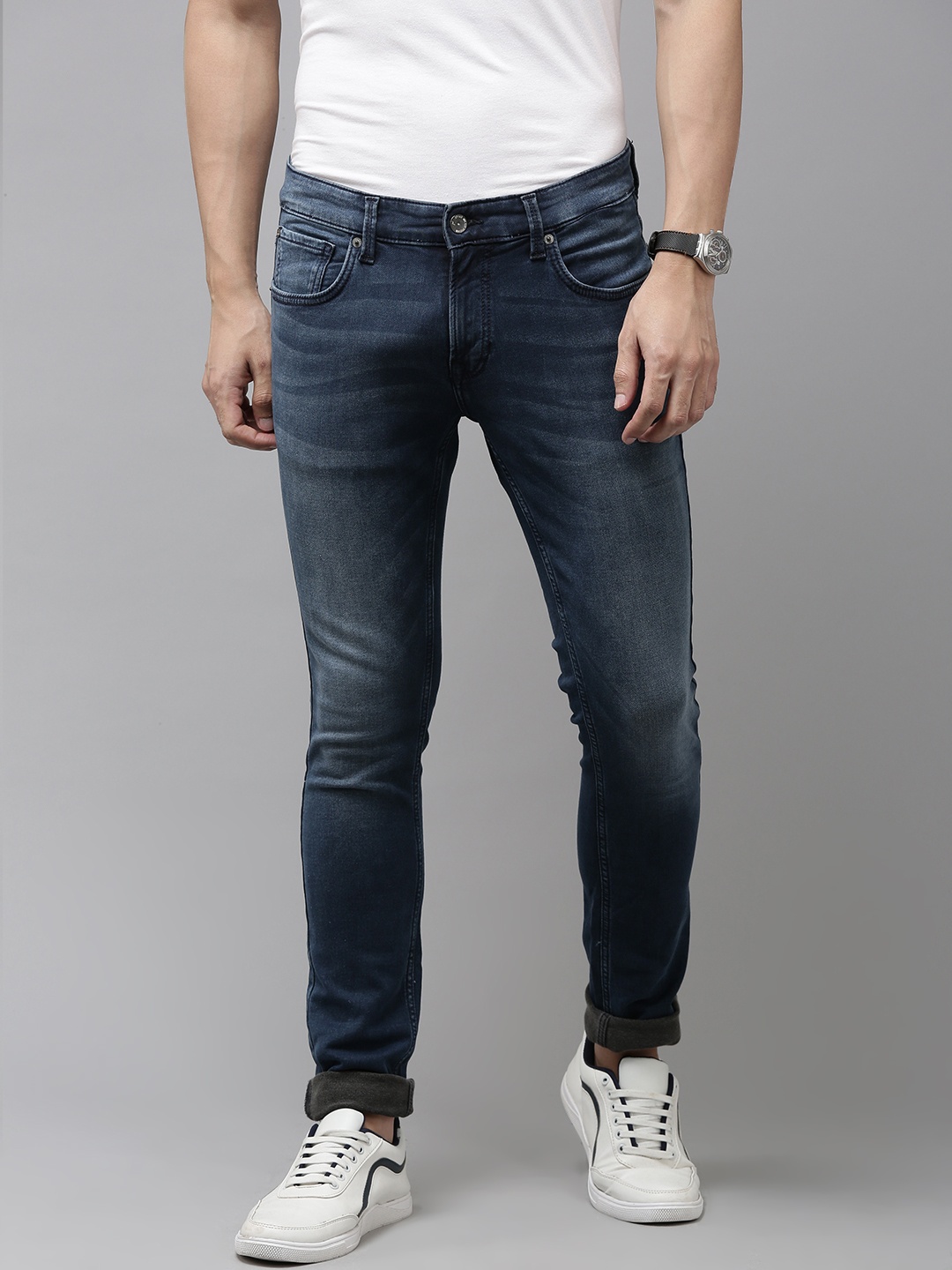 

SPYKAR Men Blue Skinny Slim Fit Low-Rise Narrow Leg Light Fade Stretchable Jeans