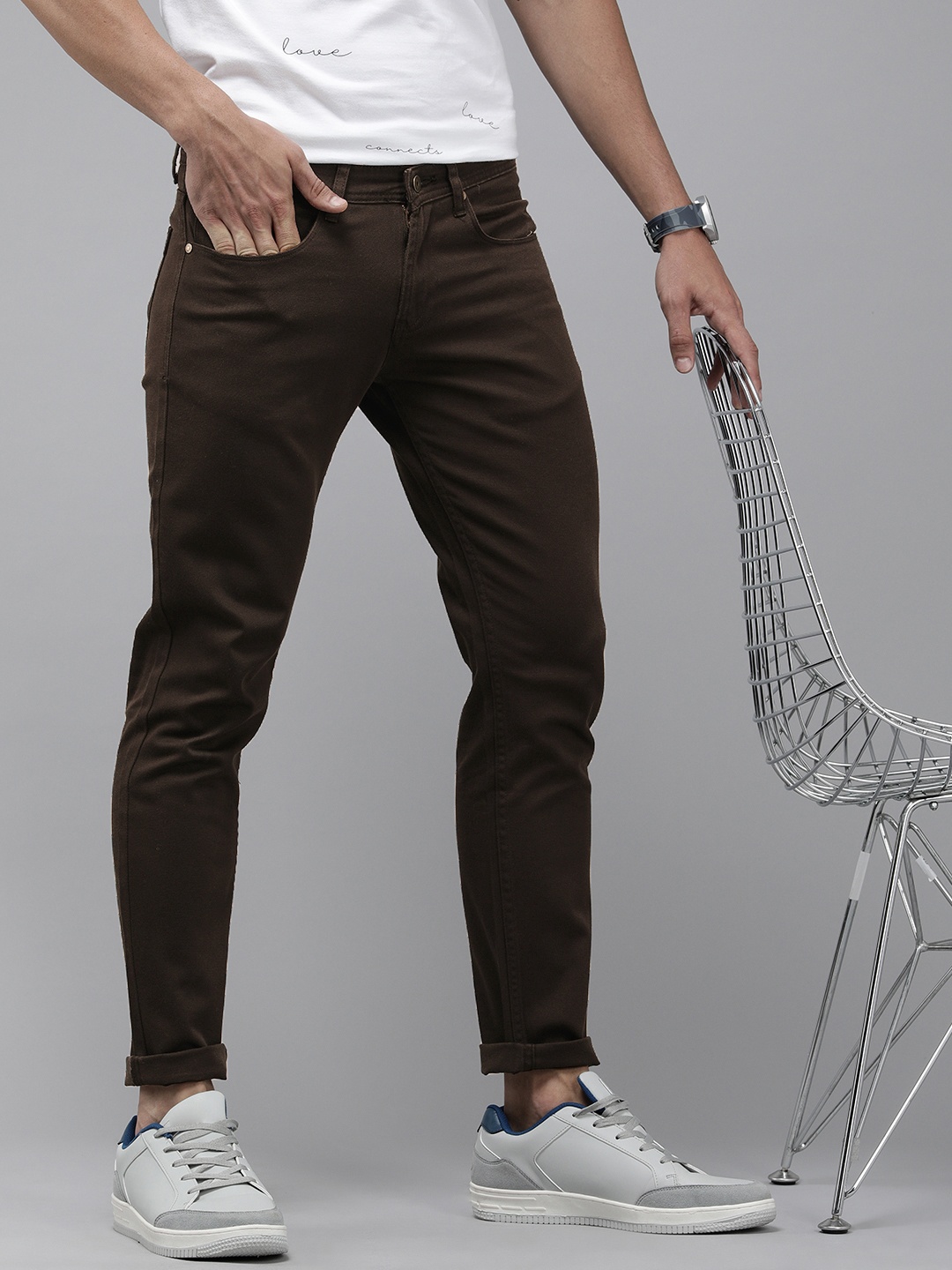 

SPYKAR Men Green Slim Fit Pleated Trousers