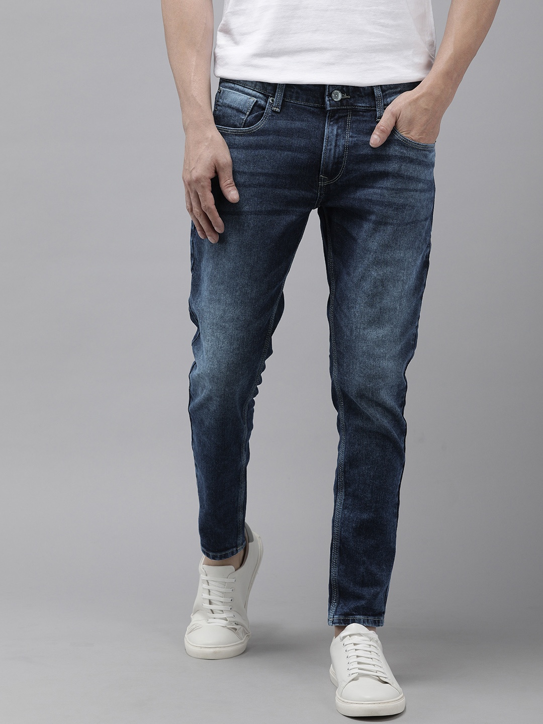 

SPYKAR Men Blue Kano Tapered Fit Light Fade Stretchable Jeans