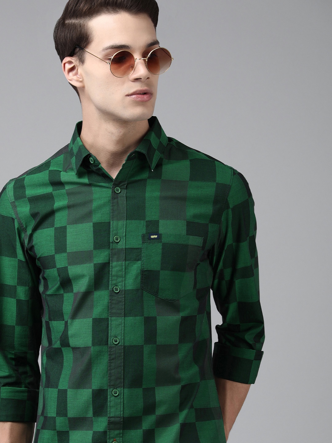 

SPYKAR Men Green Slim Fit Checked Casual Shirt