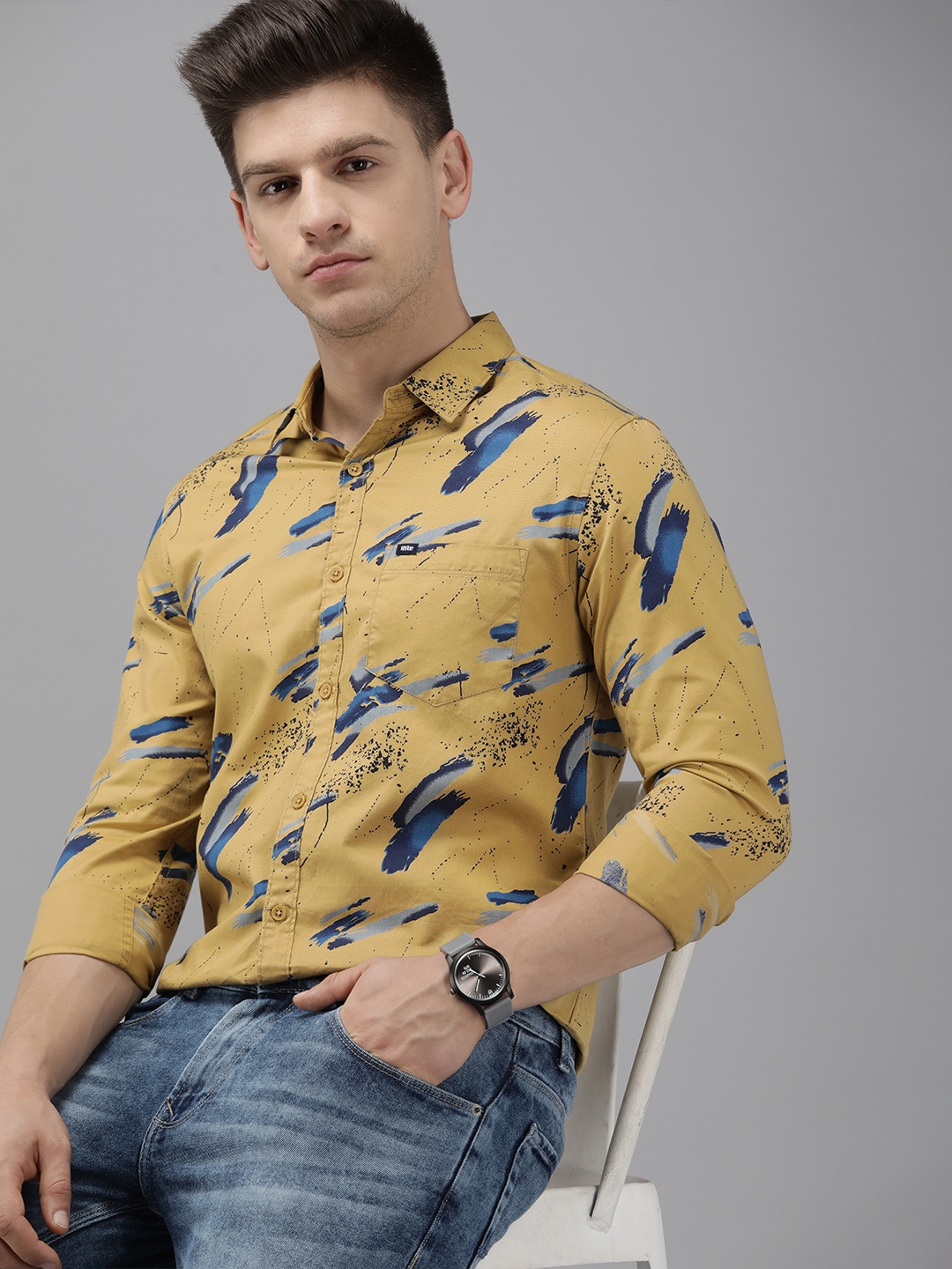 

SPYKAR Men Mustard Yellow Abstract Printed Pure Cotton Slim Fit Casual Shirt