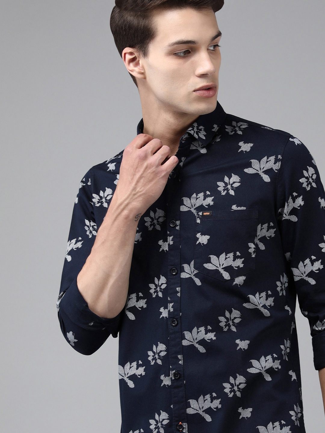 

SPYKAR Men Navy Blue Slim Fit Printed Casual Pure Cotton Shirt