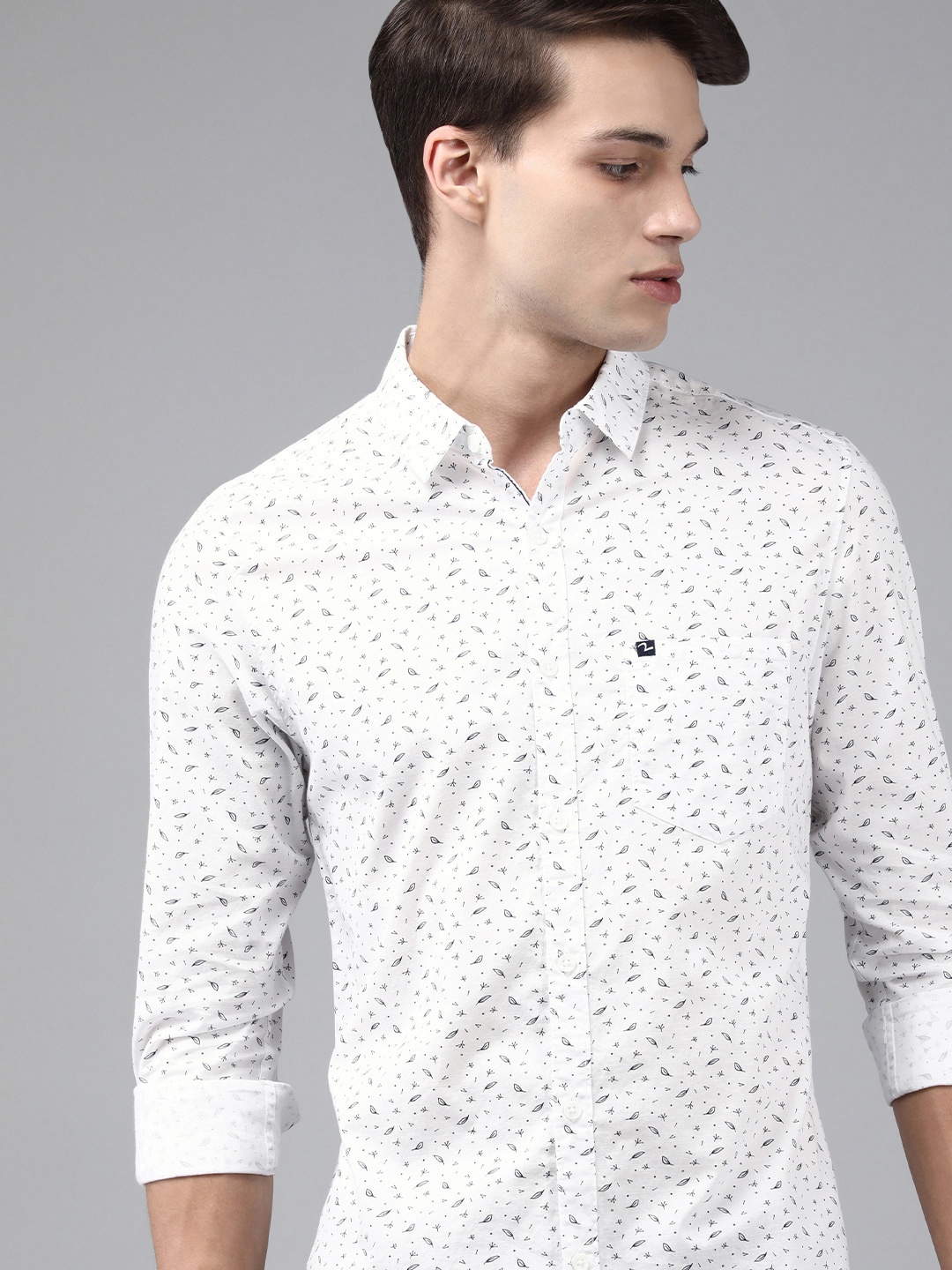 

SPYKAR Men White Slim Fit Printed Casual Pure Cotton Shirt