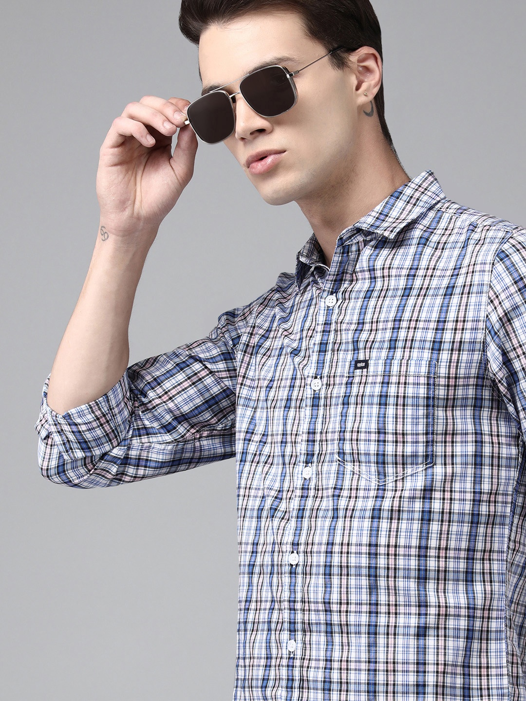 

SPYKAR Men Blue Tartan Checked Slim Fit Casual Shirt