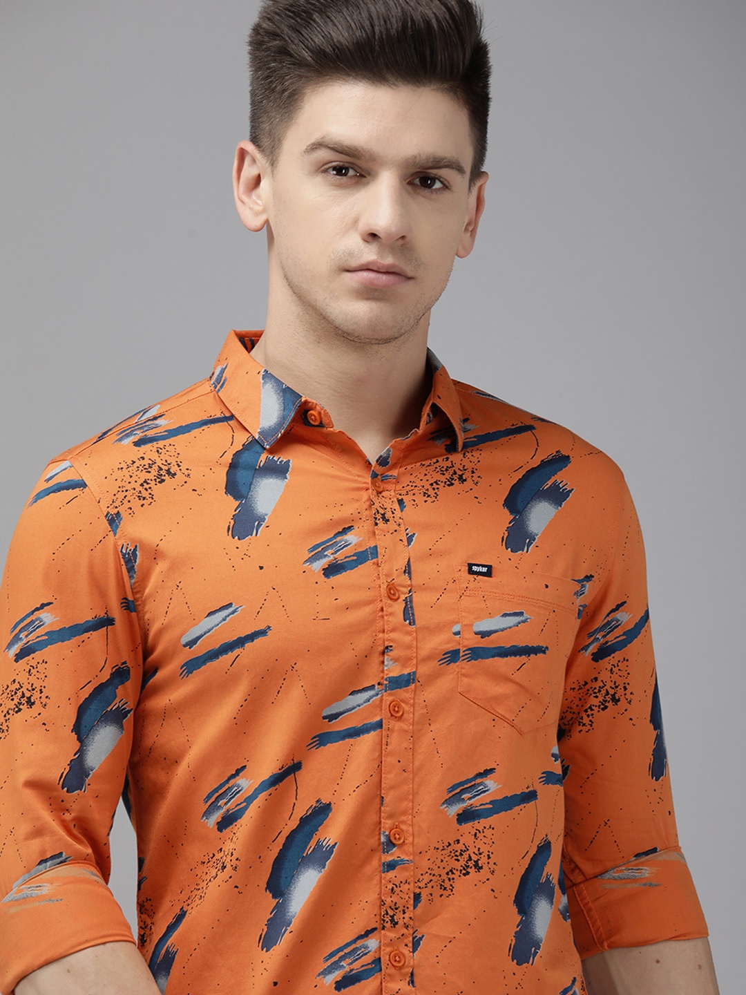 

SPYKAR Men Orange Abstract Printed Pure Cotton Slim Fit Casual Shirt