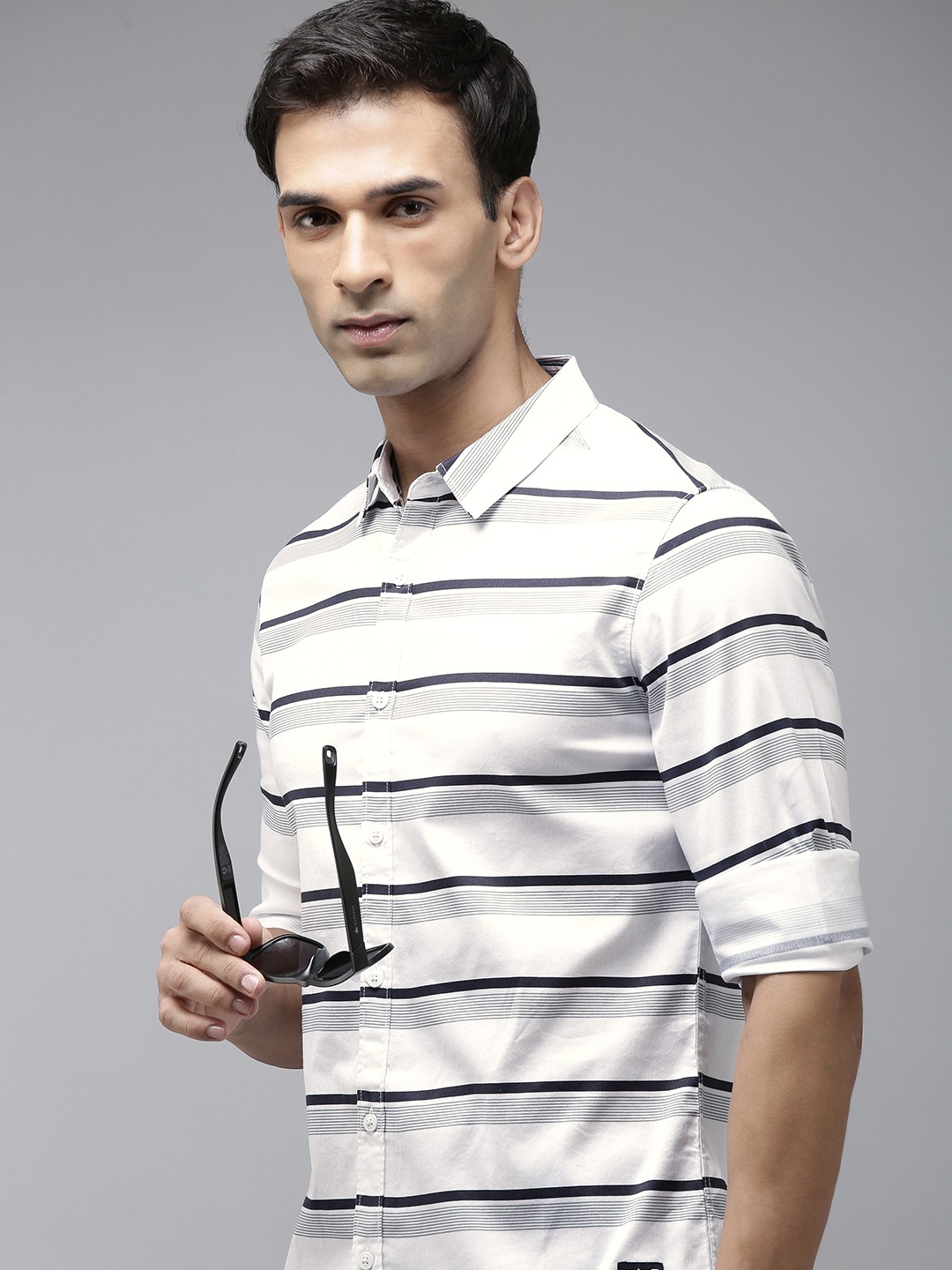 

SPYKAR Men Horizontal Stripes Spread Collar Casual Shirt, White