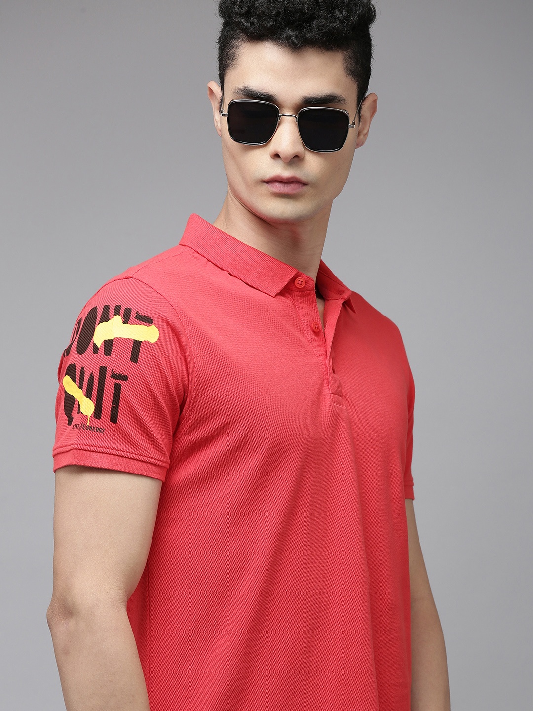 

SPYKAR Men Coral Red Polo Collar Pure Cotton Slim Fit T-shirt