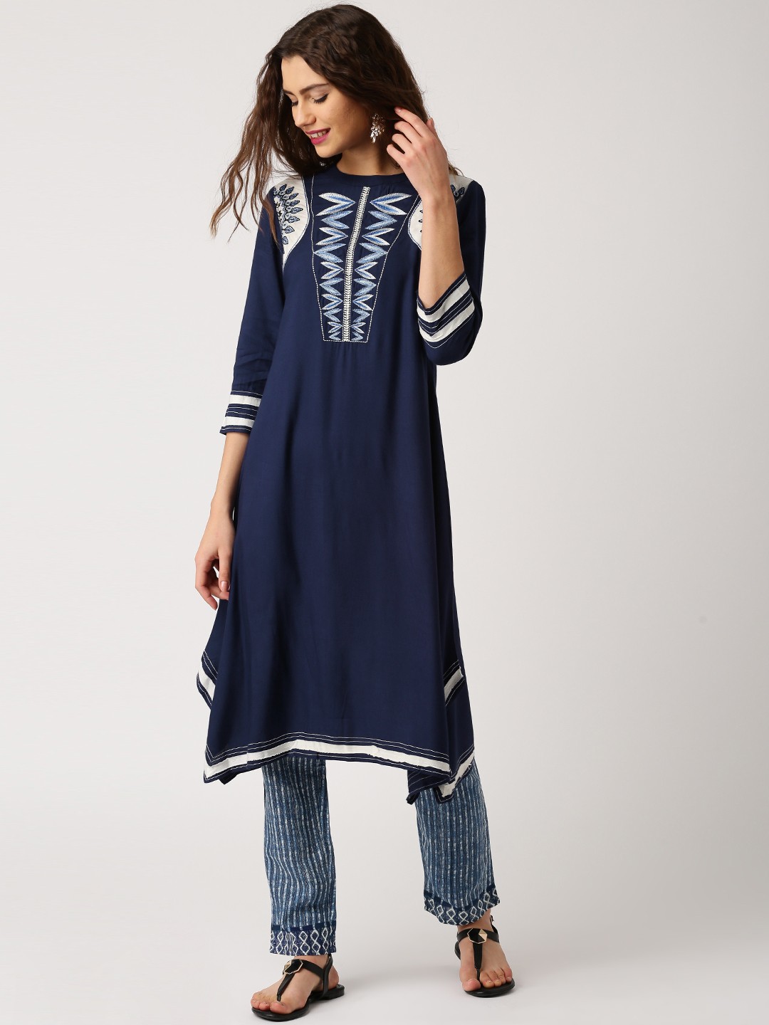 

IMARA Navy Embroidered A-Line Kurta with Trousers, Navy blue