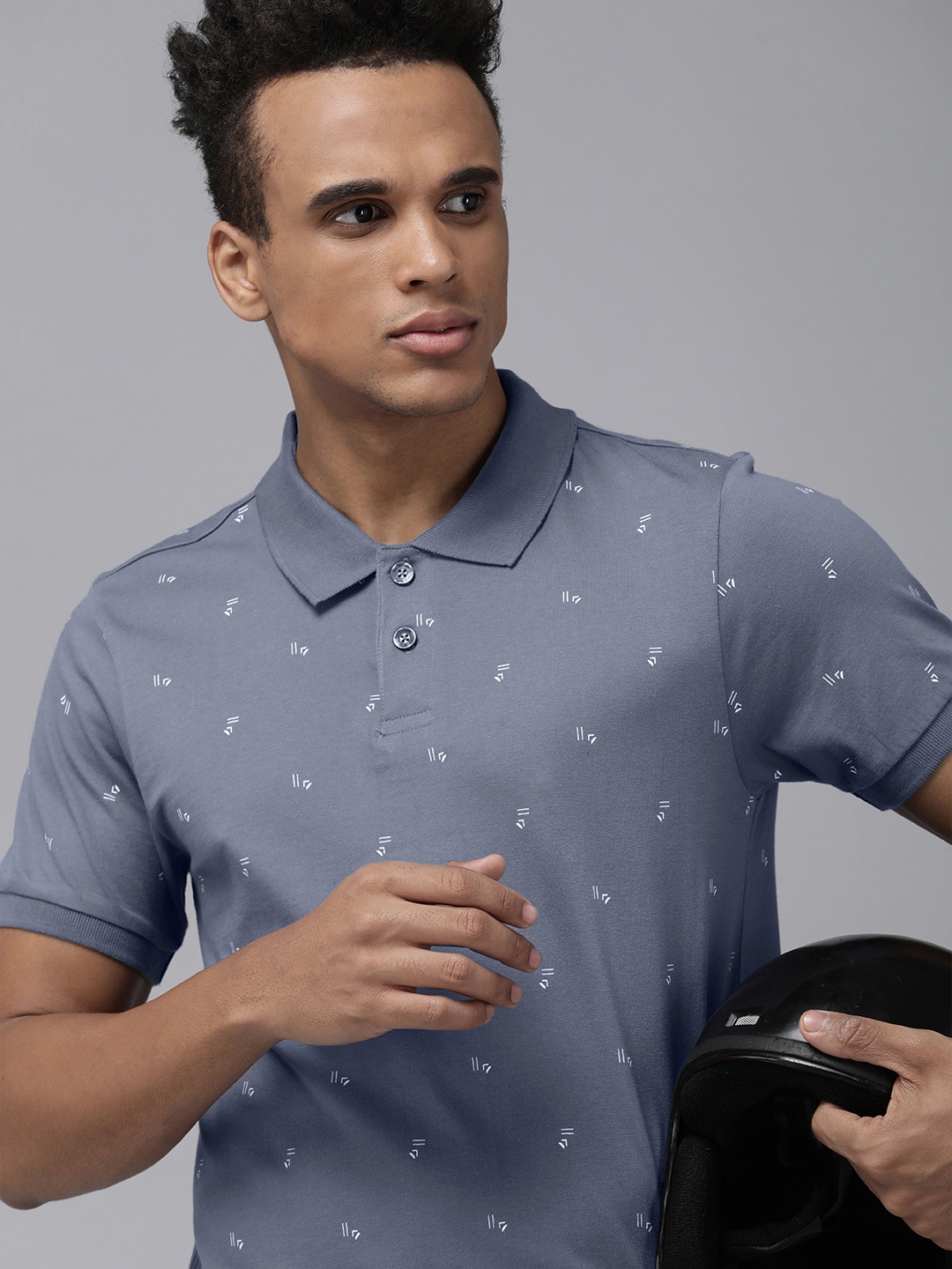 

The Roadster Lifestyle Co Men Grey Geometric Printed Polo Collar Pure Cotton T-shirt