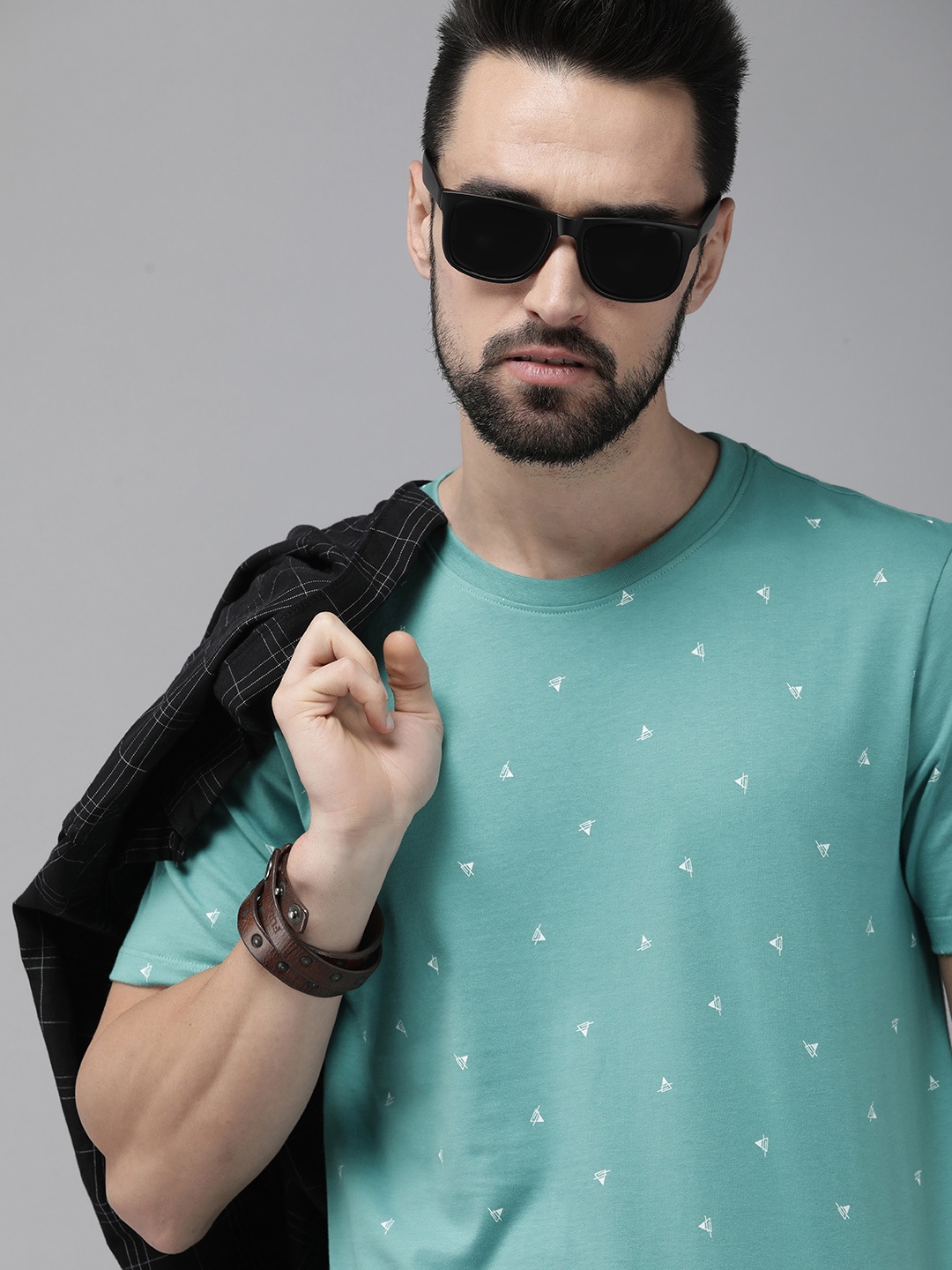 

Roadster Men Sea Green & White Printed Round Neck T-shirt