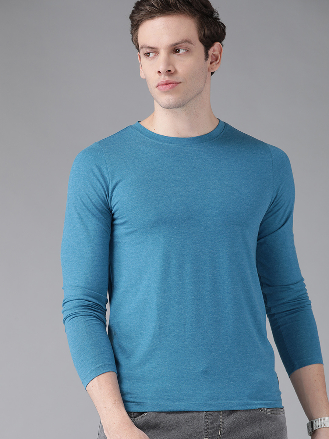 

Roadster Men Blue Round Neck Knitted T-shirt