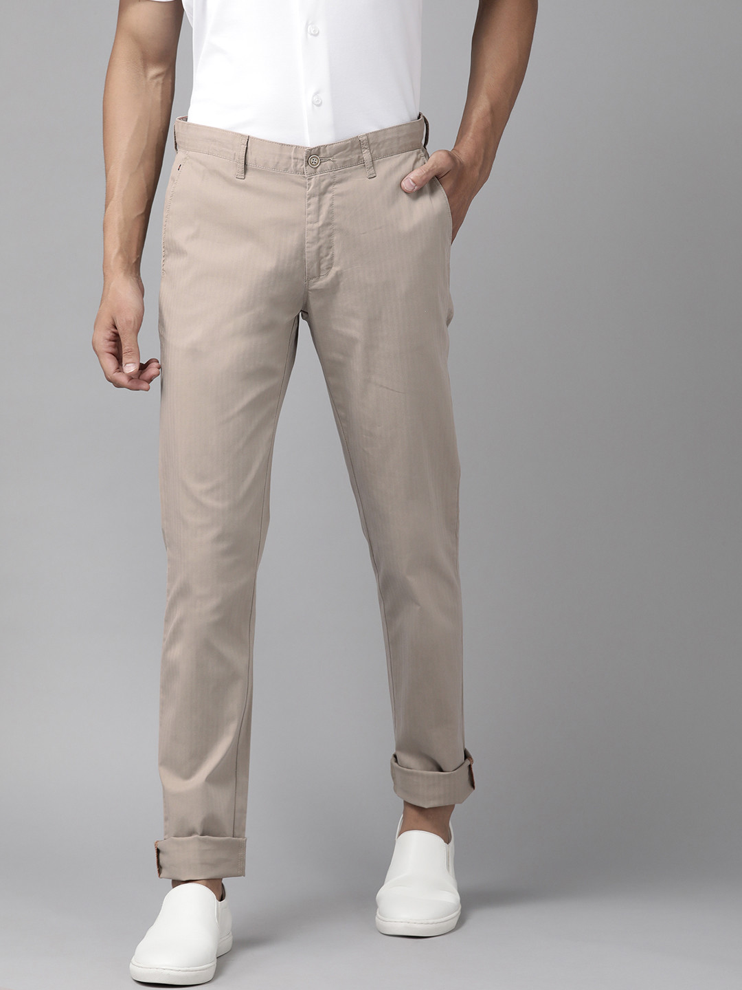 

Blackberrys Men Beige Solid Low-Rise B-91 Regular Fit Trousers